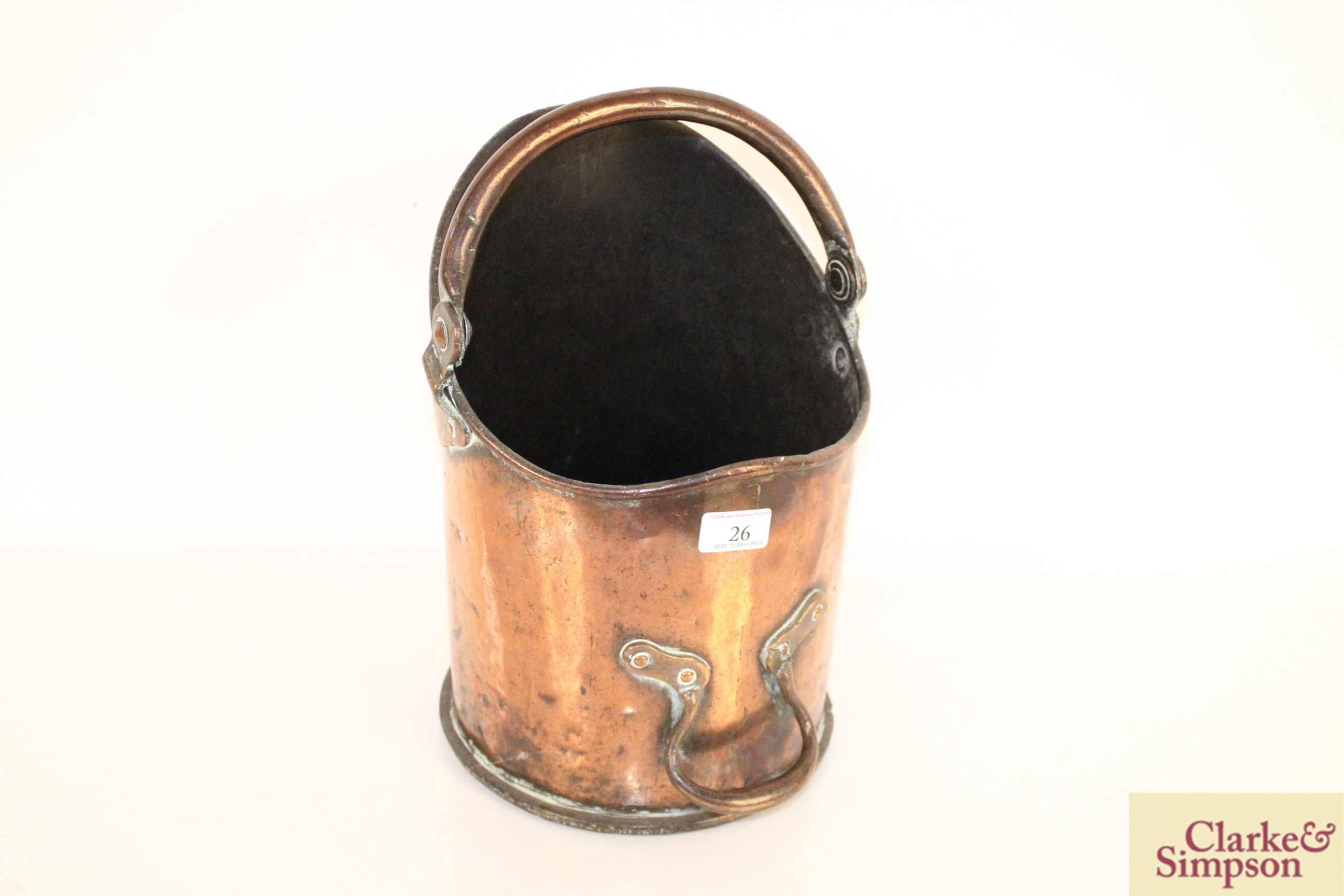 An antique copper coal hod with swing handle and - Image 2 of 6