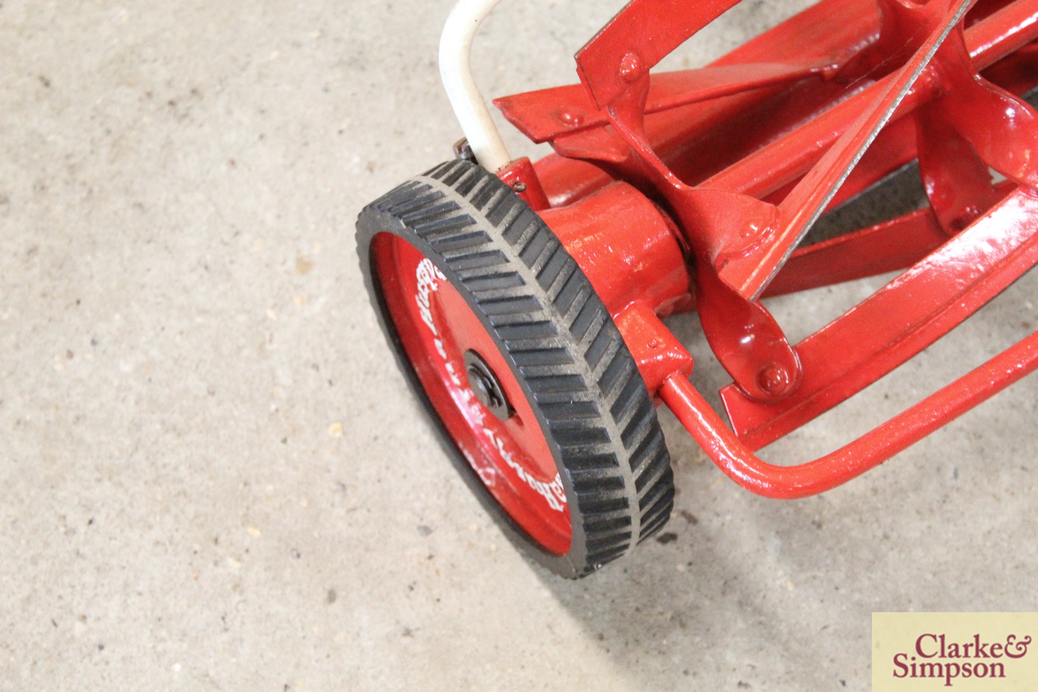 A Husqvarna Dux Minor 1950's/60's push mower - Image 3 of 13