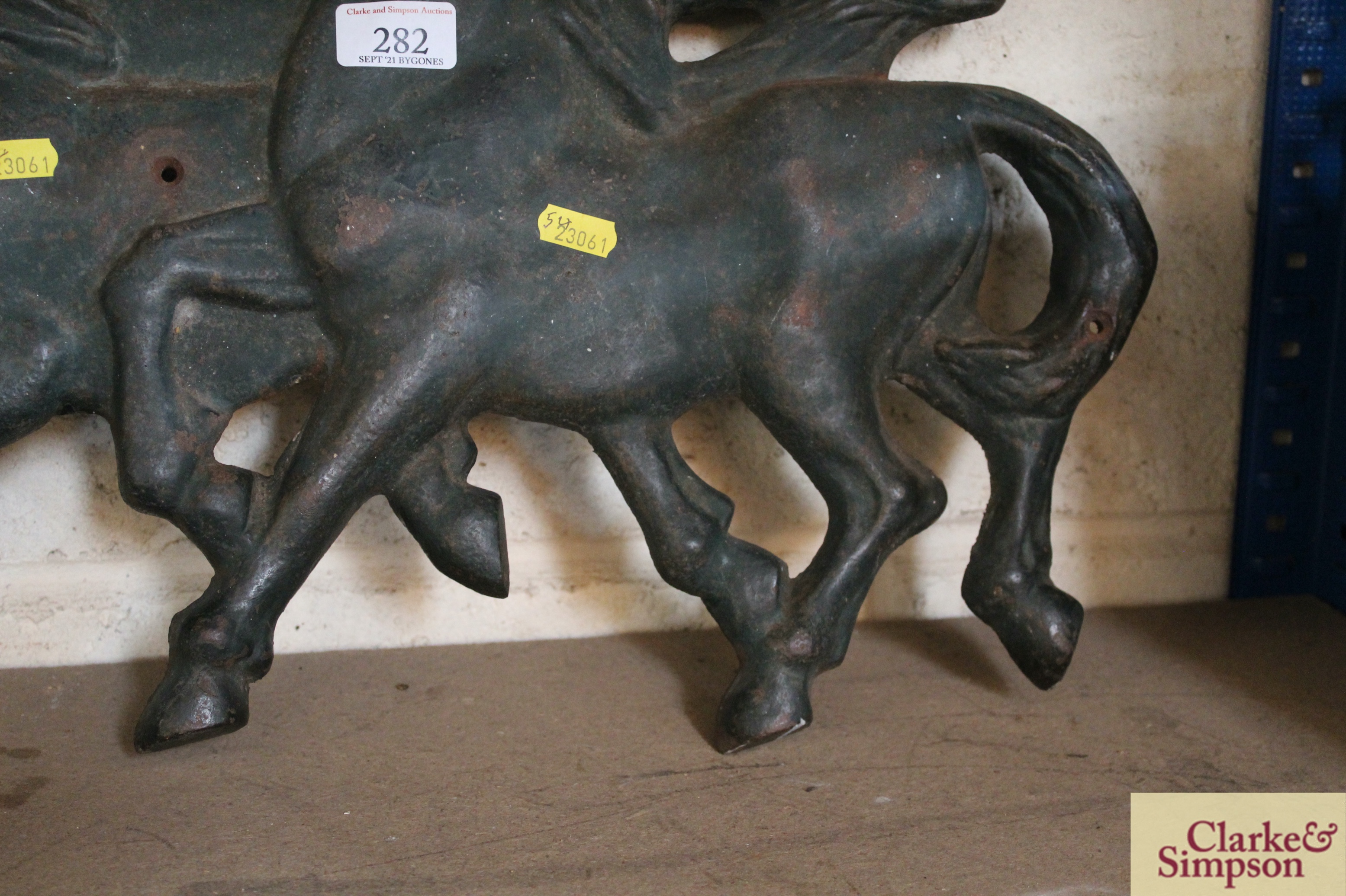 A four horse cast iron wall plaque, 27cm long NB. - Image 5 of 5