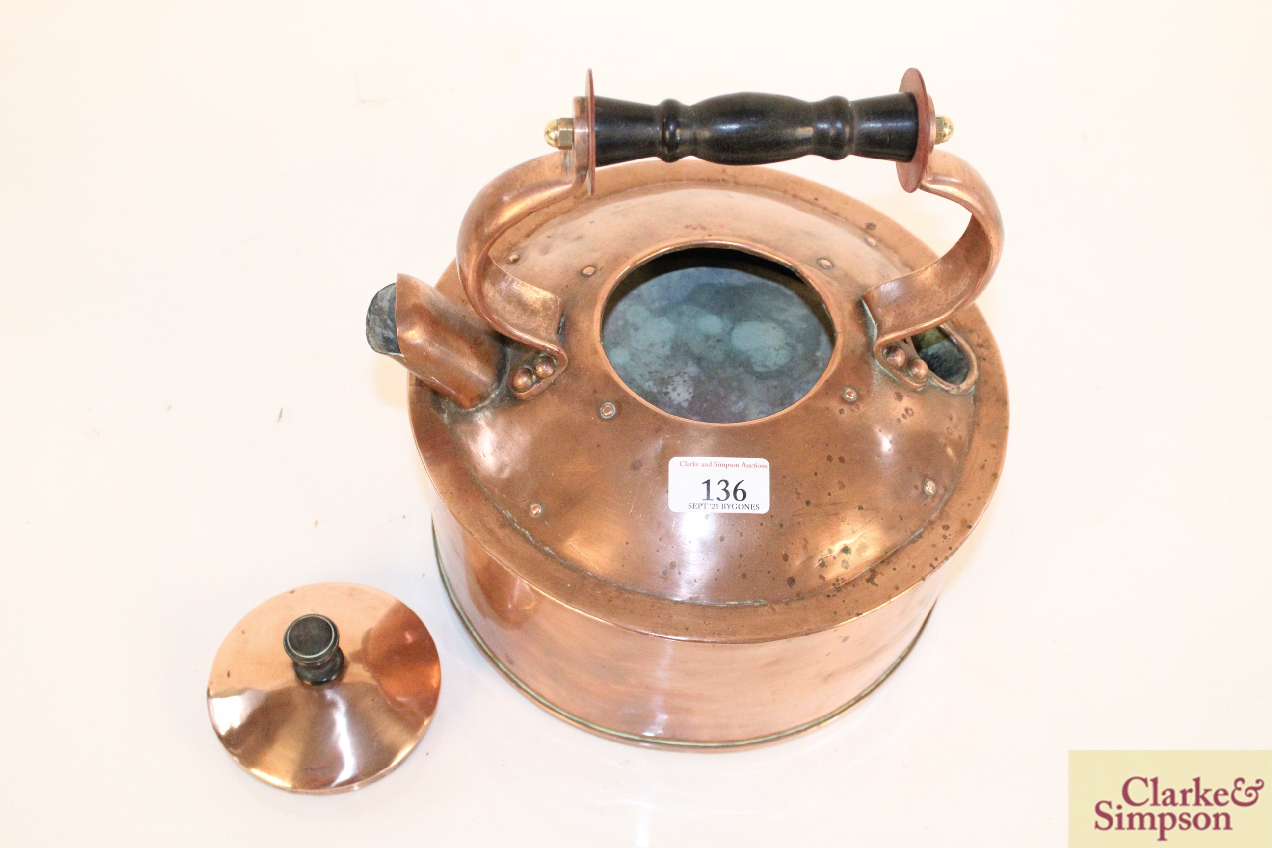 A rare copper fast boil kettle with cast base - Image 3 of 4