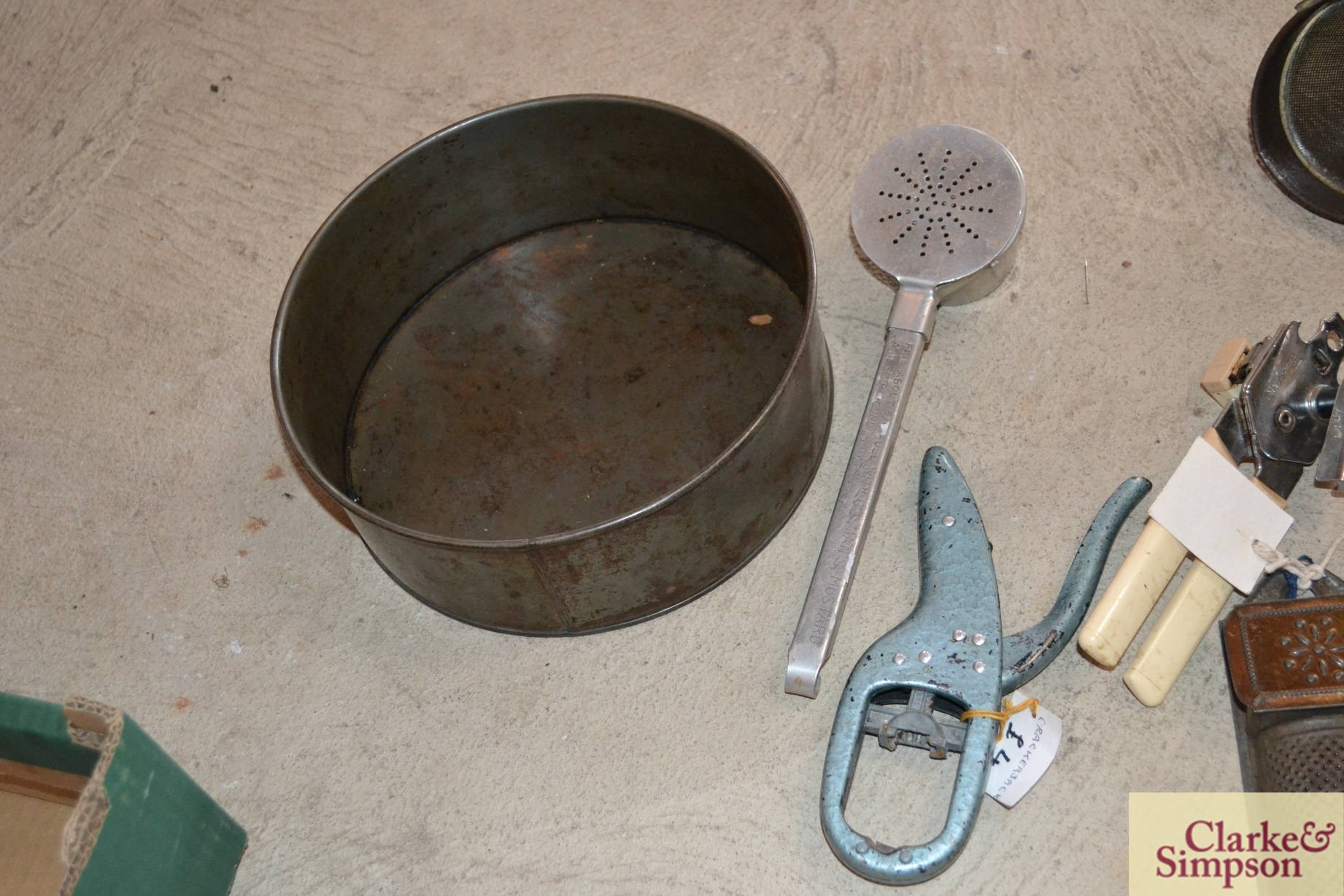 A quantity of kitchenalia to include a mustard inf - Image 2 of 3