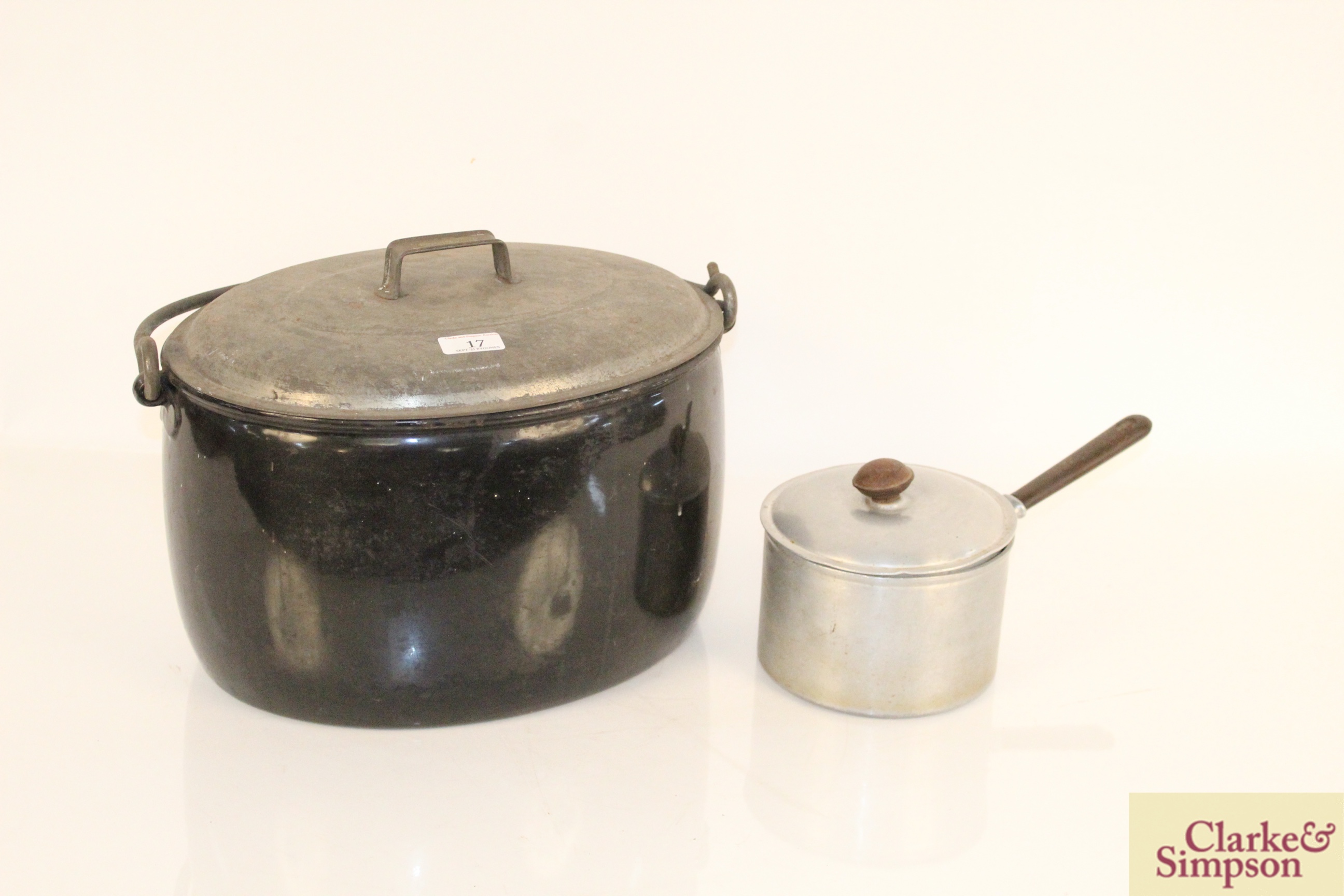 A Judge ware metal cooking pot with swing handle - Image 5 of 8