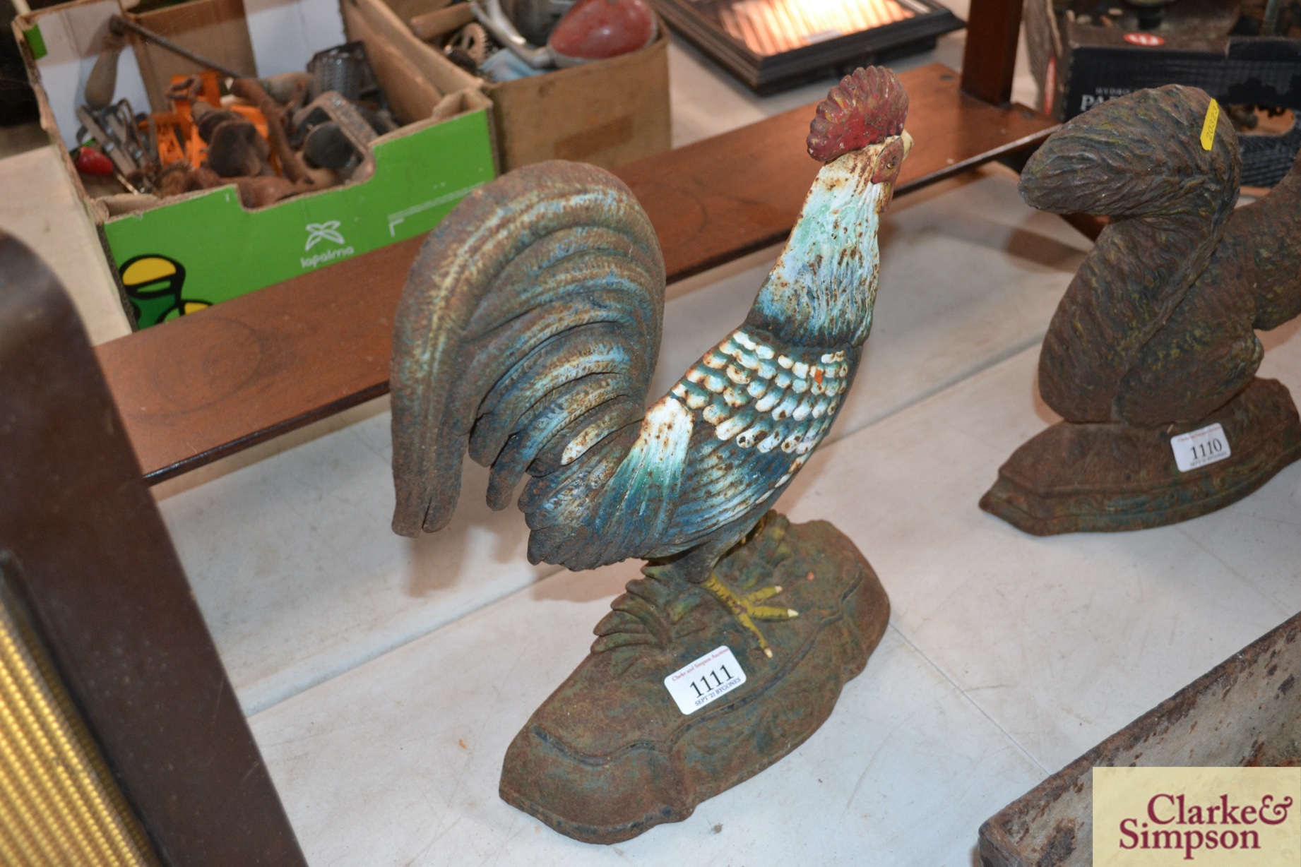 A cast iron door stop in the form of a cockerel - Image 2 of 2