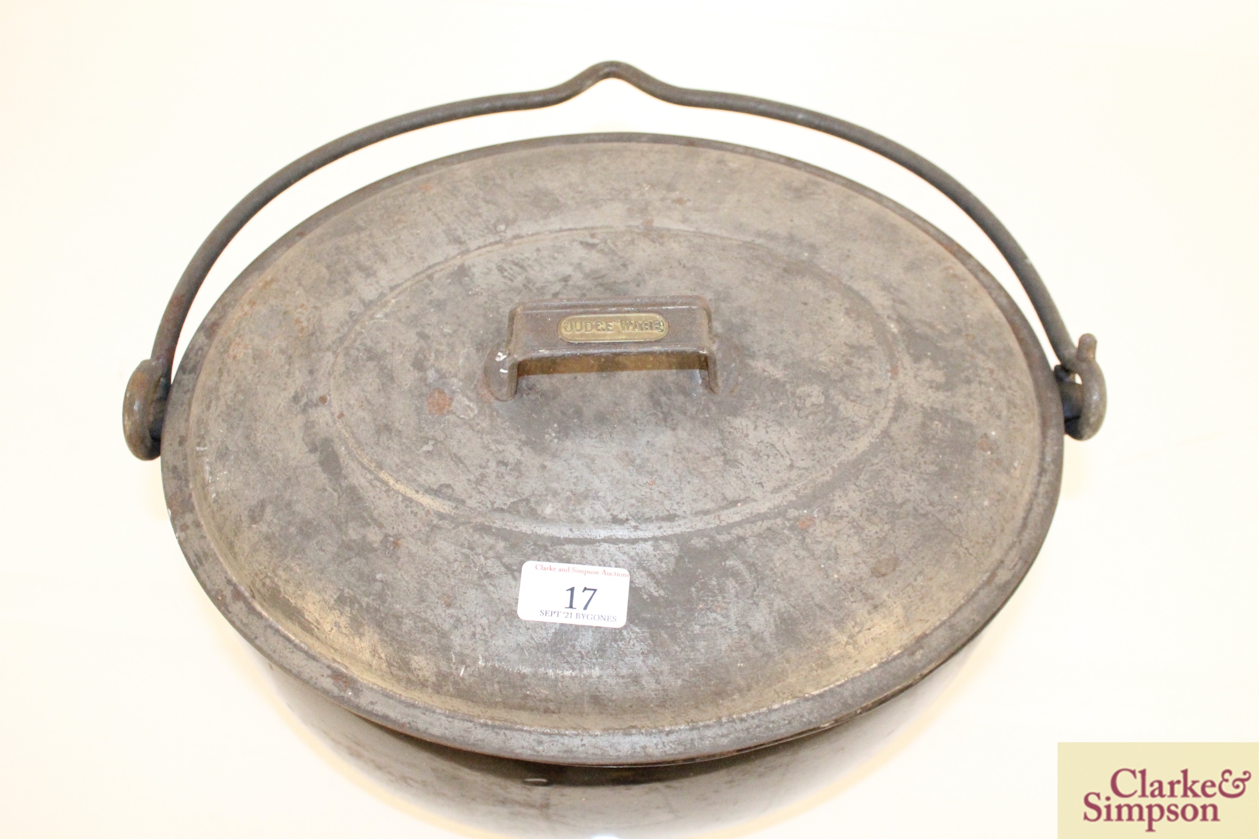 A Judge ware metal cooking pot with swing handle - Image 3 of 8