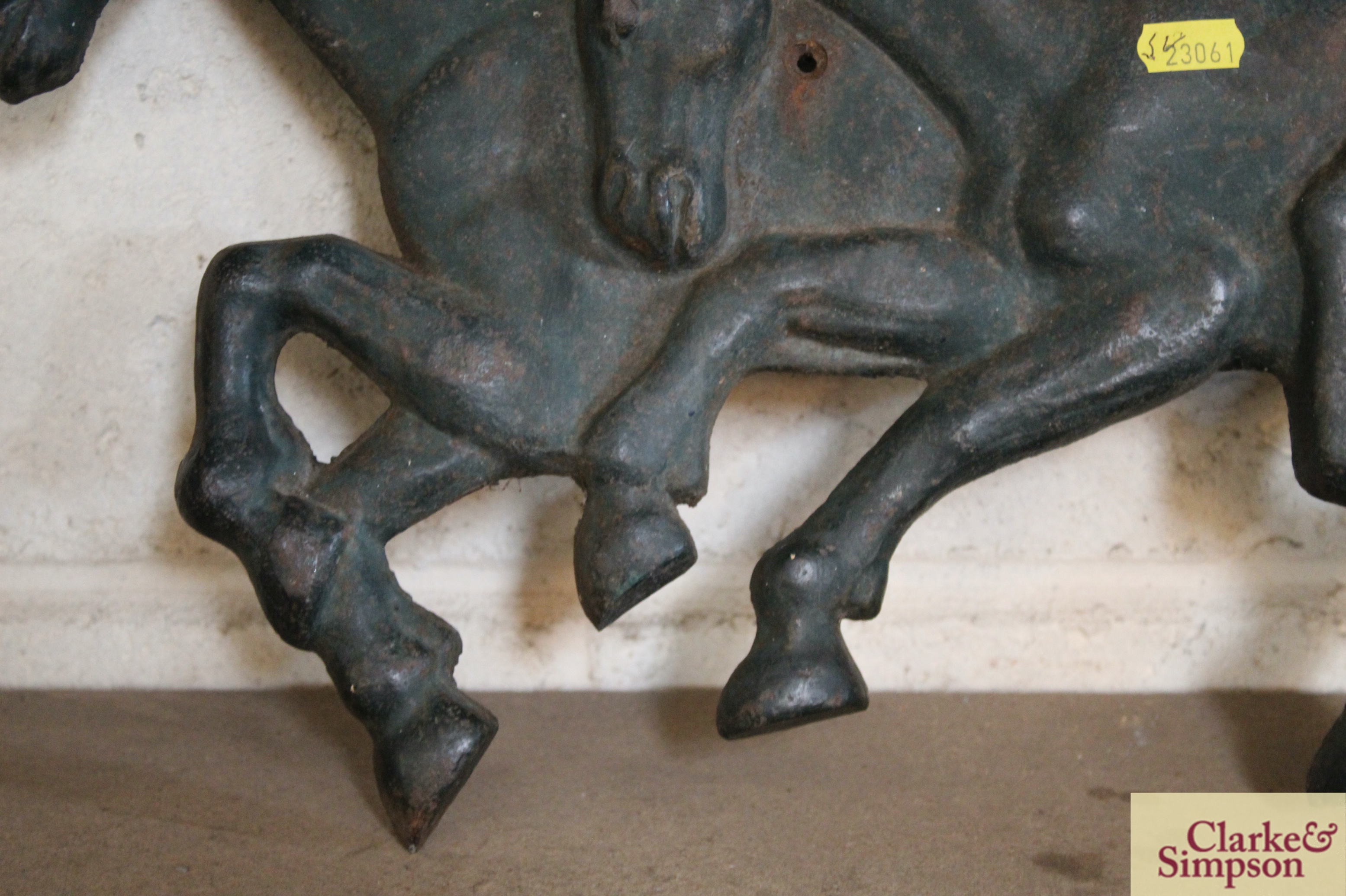 A four horse cast iron wall plaque, 27cm long NB. - Image 3 of 5