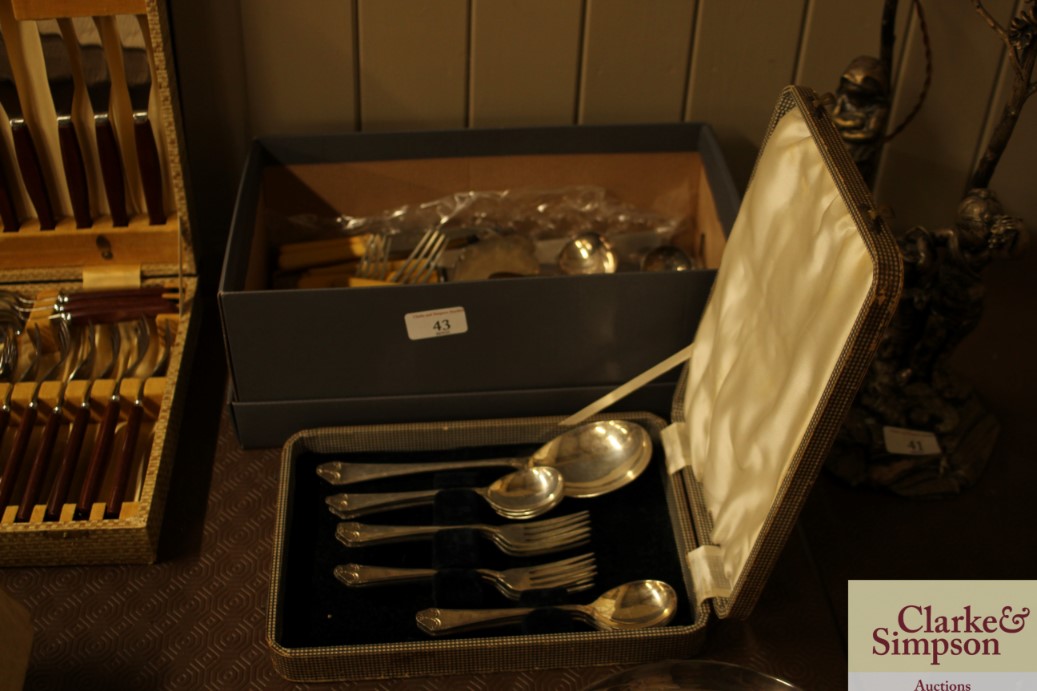 A cased fruit serving set and box of miscellaneous