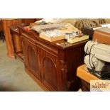 A 19th Century mahogany chiffonier fitted 2 drawer