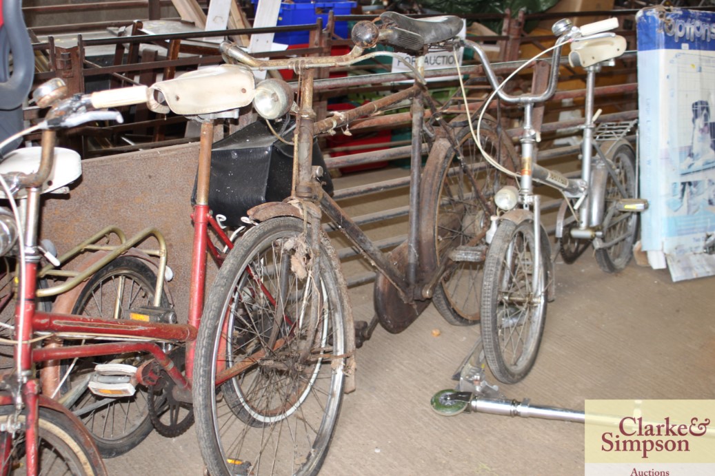 A gent's vintage bike