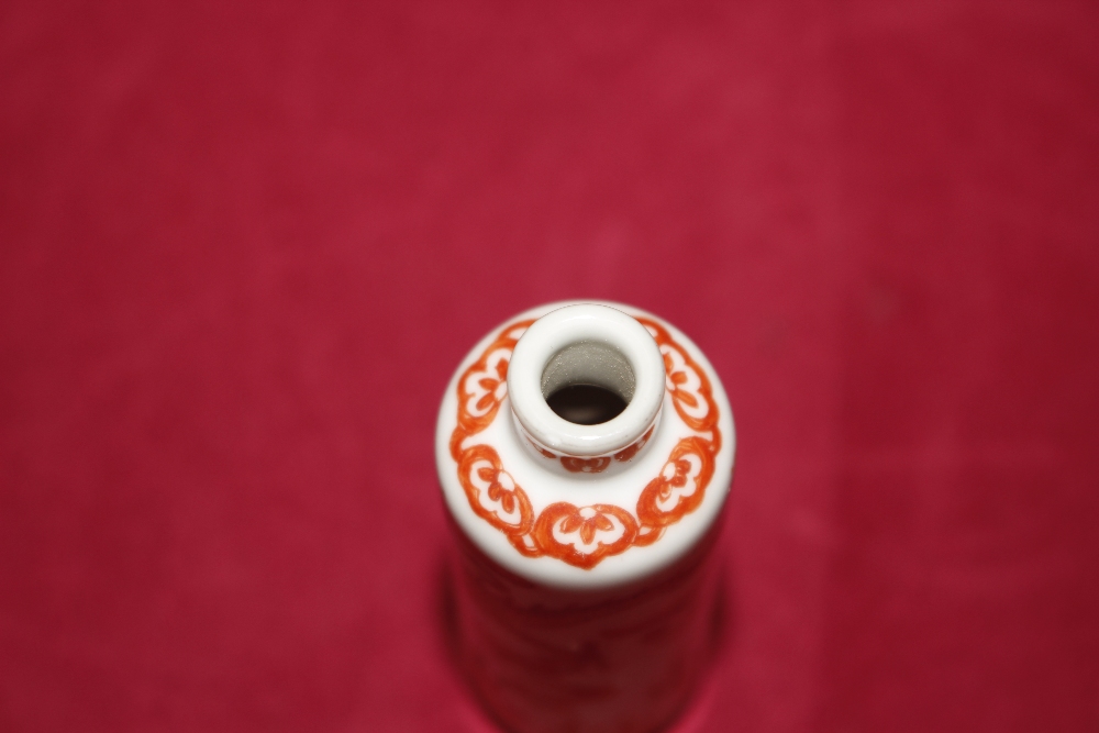 A 19th Century Chinese porcelain cylindrical snuff bottle, finely painted in iron red, having dragon - Image 9 of 9