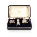 A cased George V three piece silver cruet, Birmingham 1918