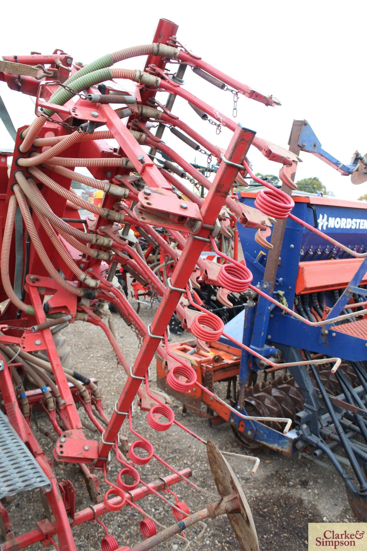 Accord Ferrag Pneumatic DV 6m Suffolk coulter drill. With pre-em markers (no bout markers). V - Image 10 of 18