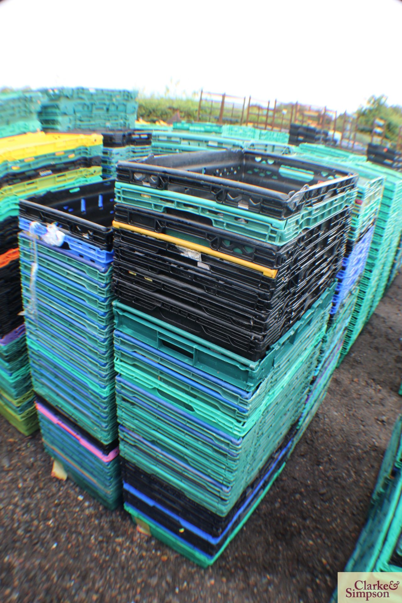 100x vegetable/ produce stacking crates.