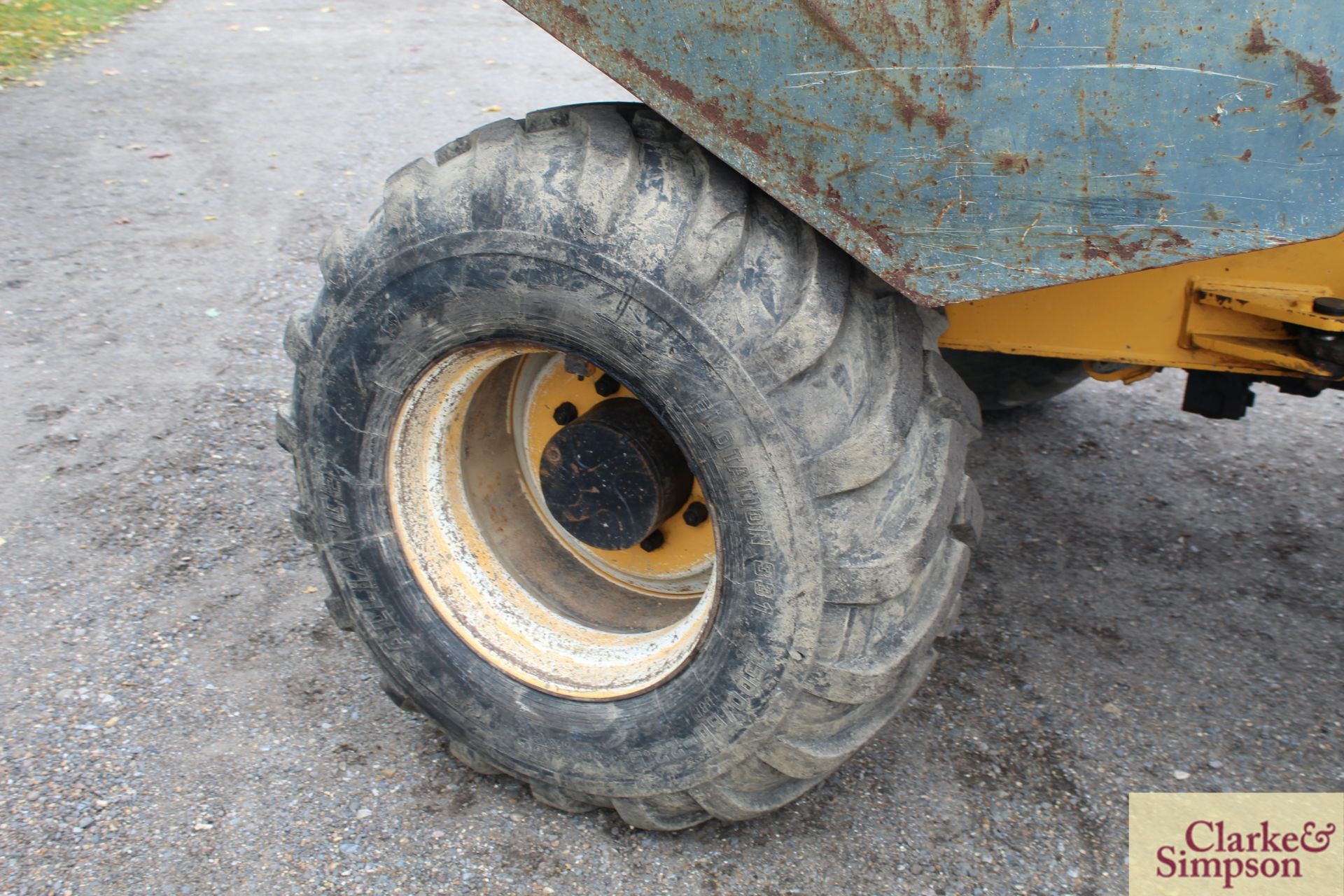 Barford 10T 4WD dumper. 2006. Serial number SK10250SYJT1130. 500/60R25 wheels and tyres. V - Image 19 of 26