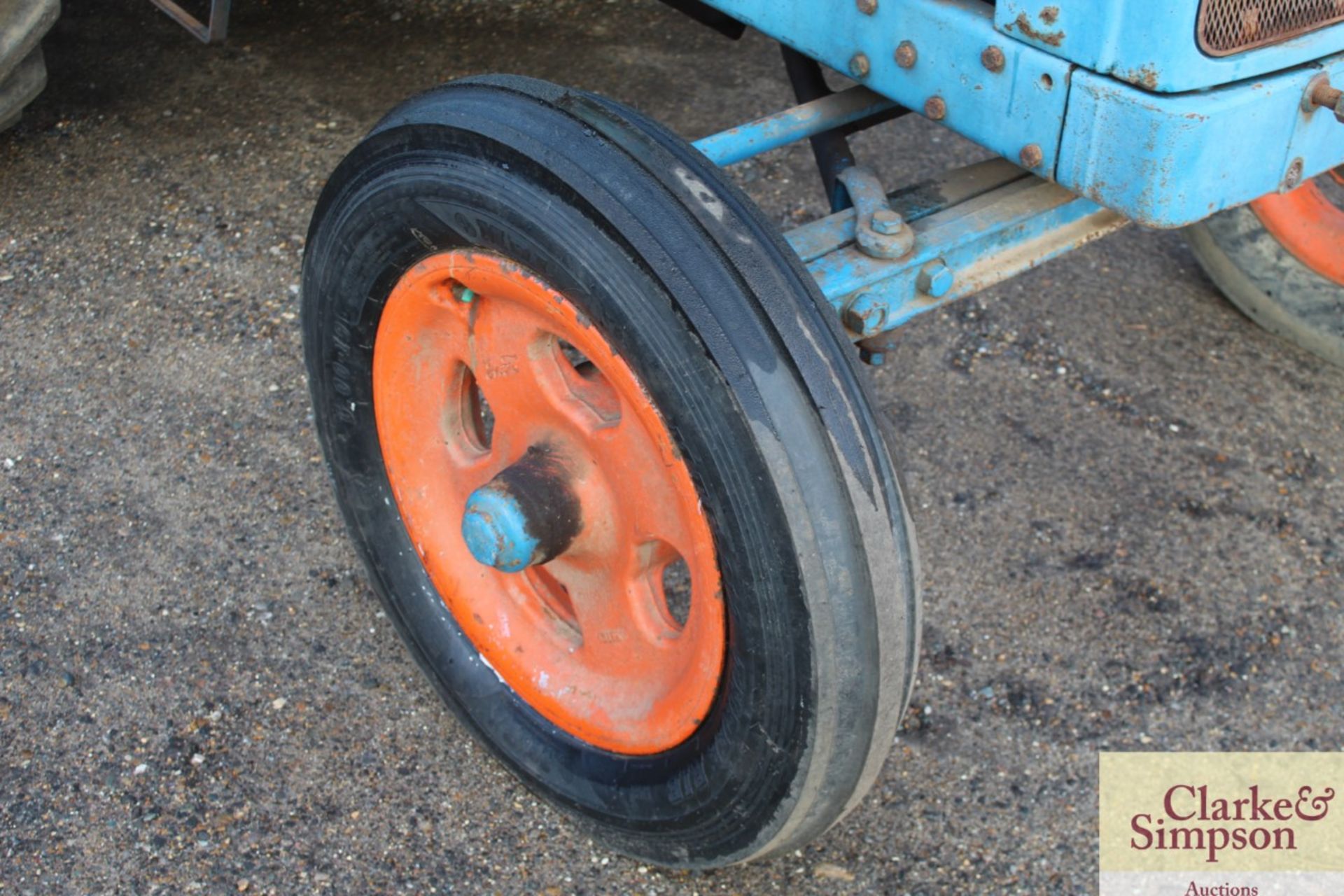 Fordson E1A Diesel Major 2WD tractor. 12.4/11-36 rear wheels and tyres @ 70%. With Lambourne cab. V - Image 9 of 18