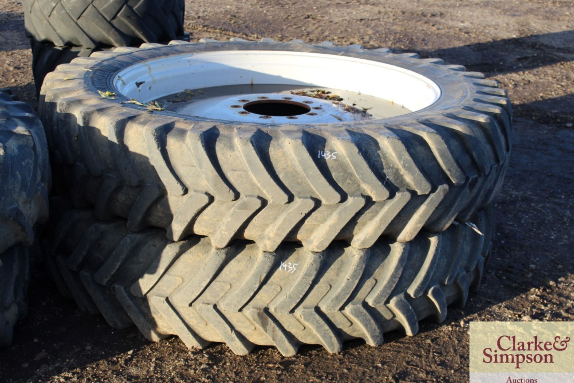 Set of row crop wheels and tyres to fit MF 7720. C - Image 3 of 3