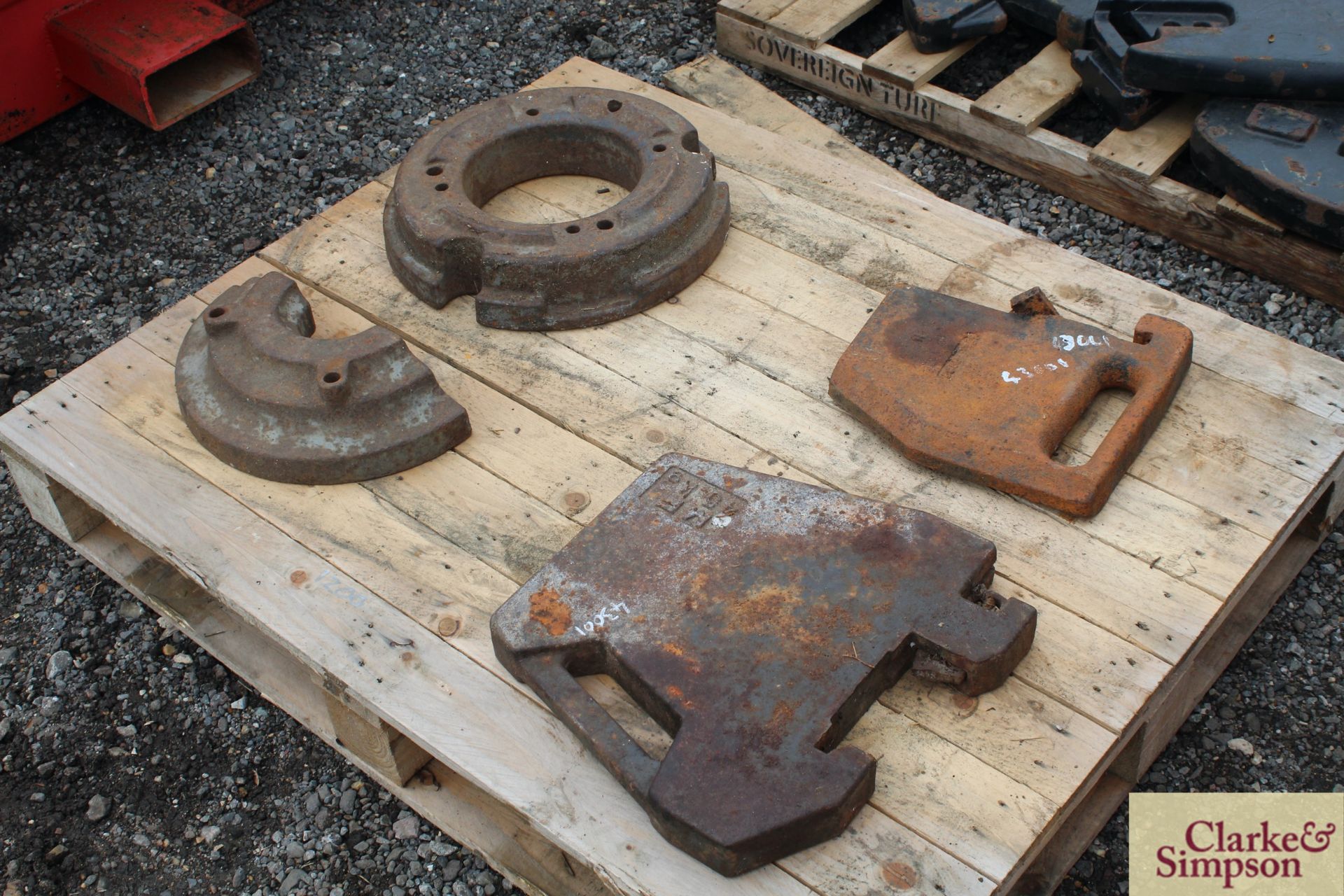 Various tractor weights. - Image 2 of 4