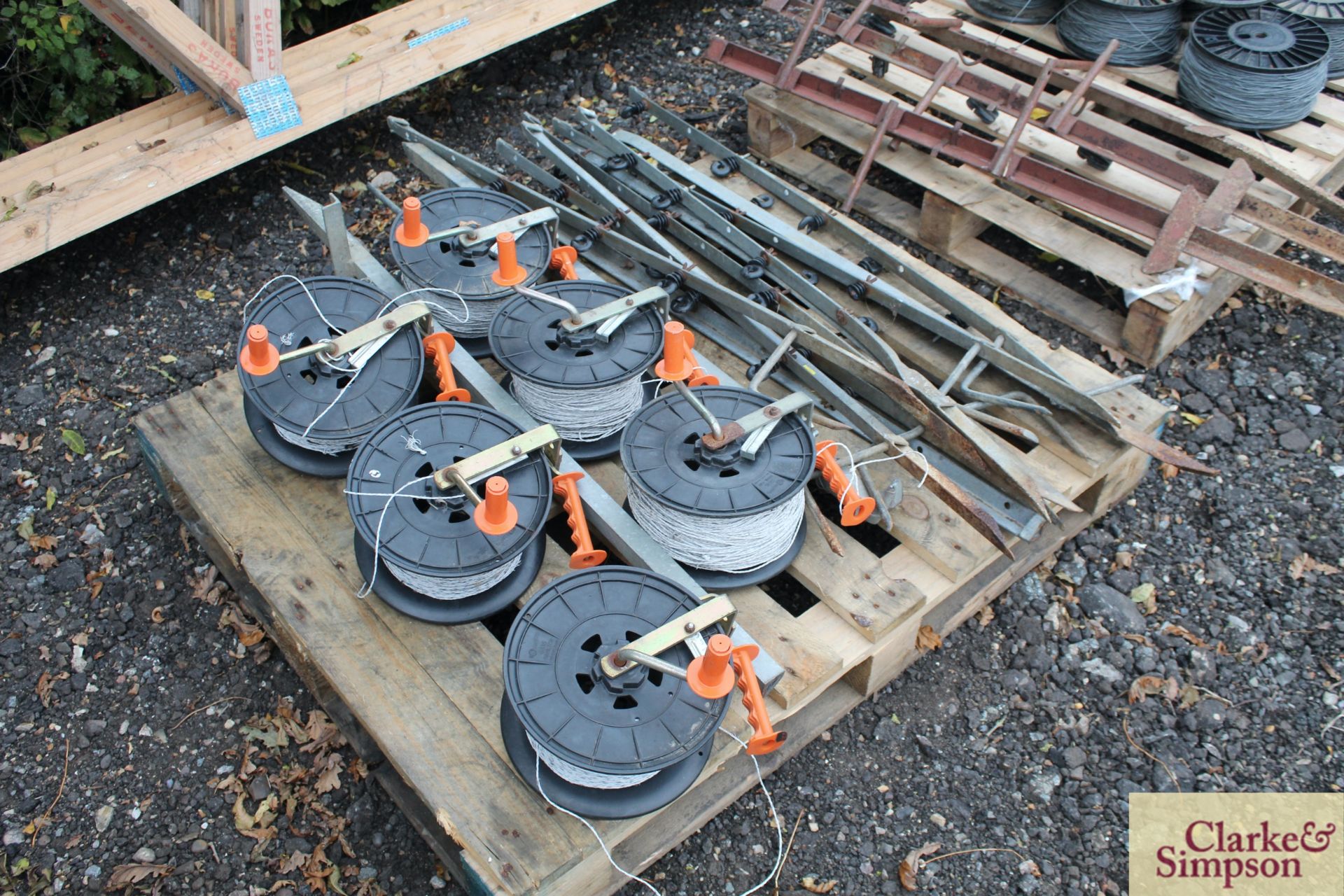 6x Gallagher electric fencing hand reels, poly wire and galvanised posts. V - Image 2 of 3