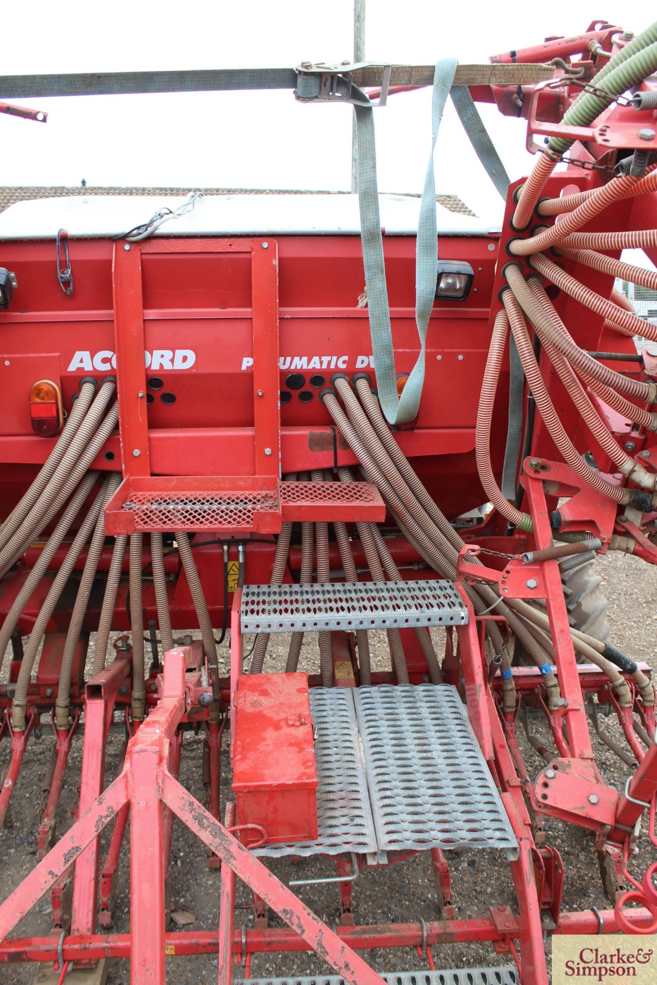 Accord Ferrag Pneumatic DV 6m Suffolk coulter drill. With pre-em markers (no bout markers). V - Image 11 of 18