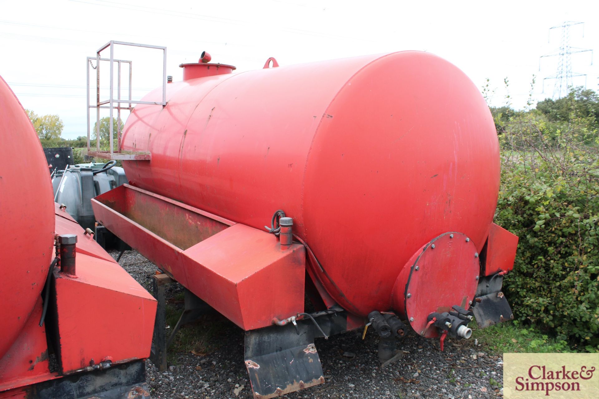 c. 2,000G steel water tank. Ex-lorry body. V - Image 2 of 13
