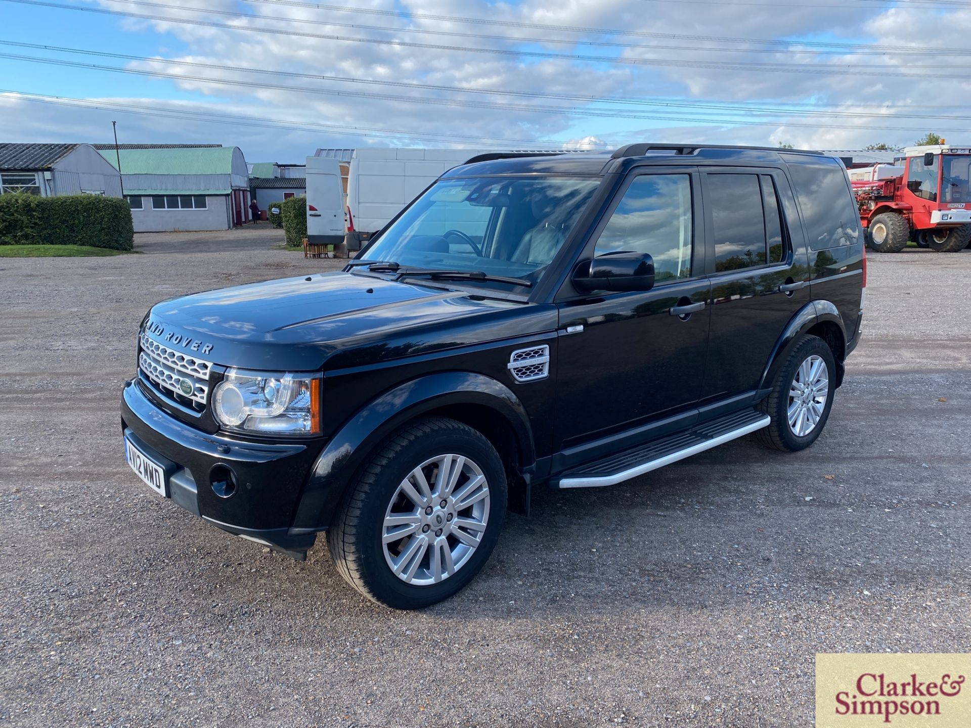 Land Rover Discovery 3.0L diesel commercial SD V6 - Image 3 of 71