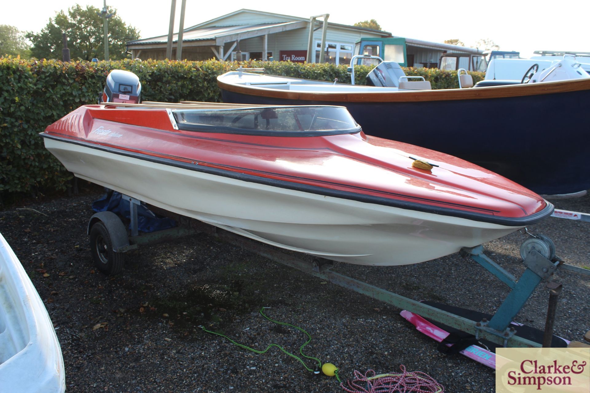 Wave Rider Fiesta Deluxe 12ft fibreglass speedboat. With Mariner 40HP outboard, trailer (recent - Image 3 of 22