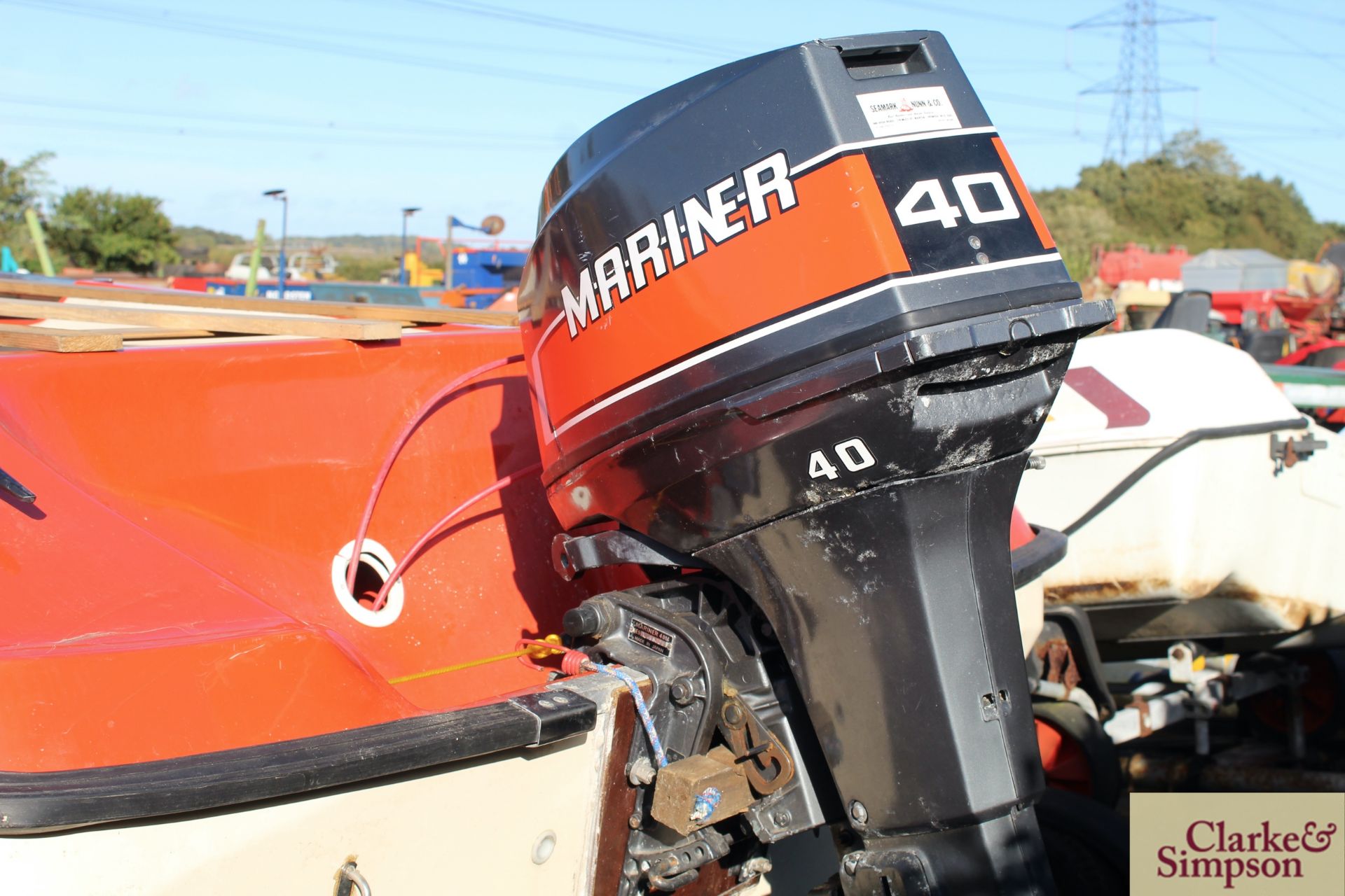 Wave Rider Fiesta Deluxe 12ft fibreglass speedboat. With Mariner 40HP outboard, trailer (recent - Image 12 of 22