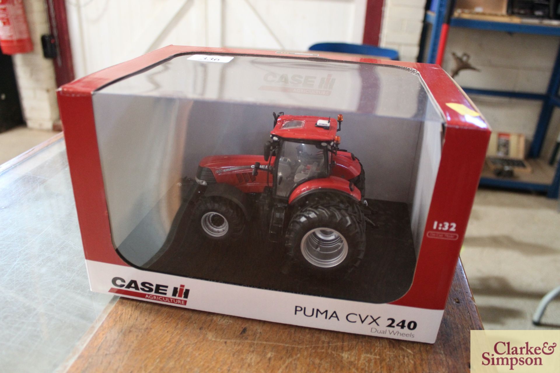 UH Case/IH Puma CVX240 Tractor with dual wheels 1/32. V