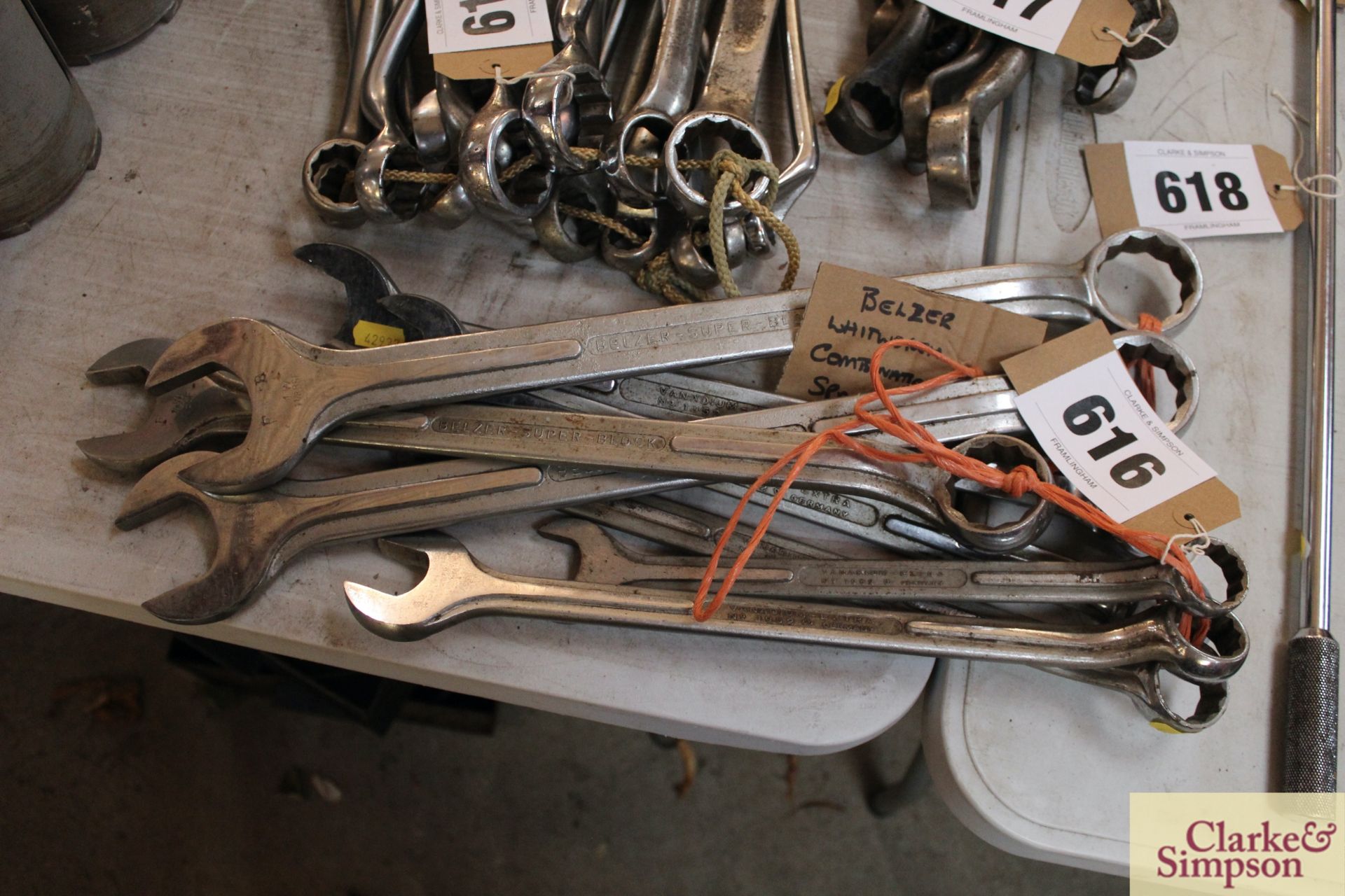 Set Belzer whitworth combination spanners (German).