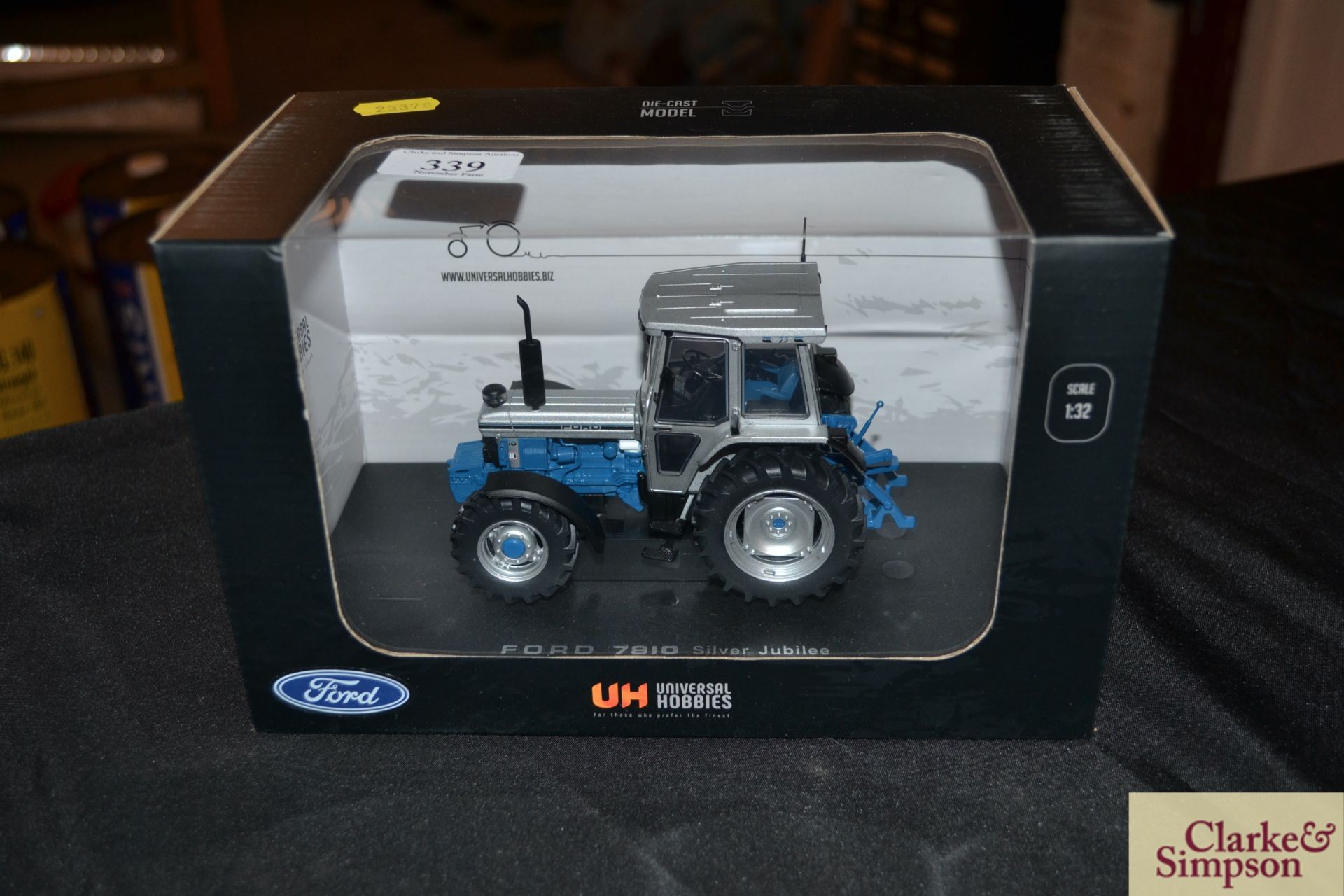 UH Ford 7810 Jubilee Edition Tractor 1/32. V