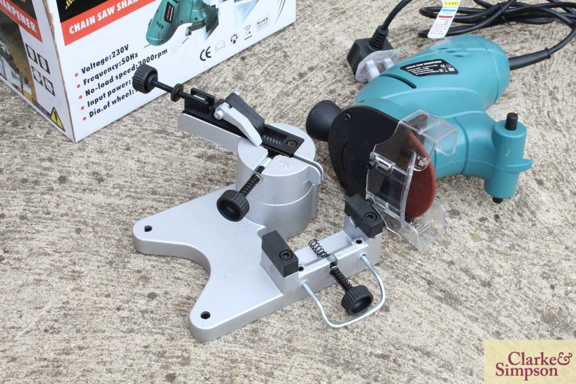 240v chainsaw sharpener. V - Image 3 of 4