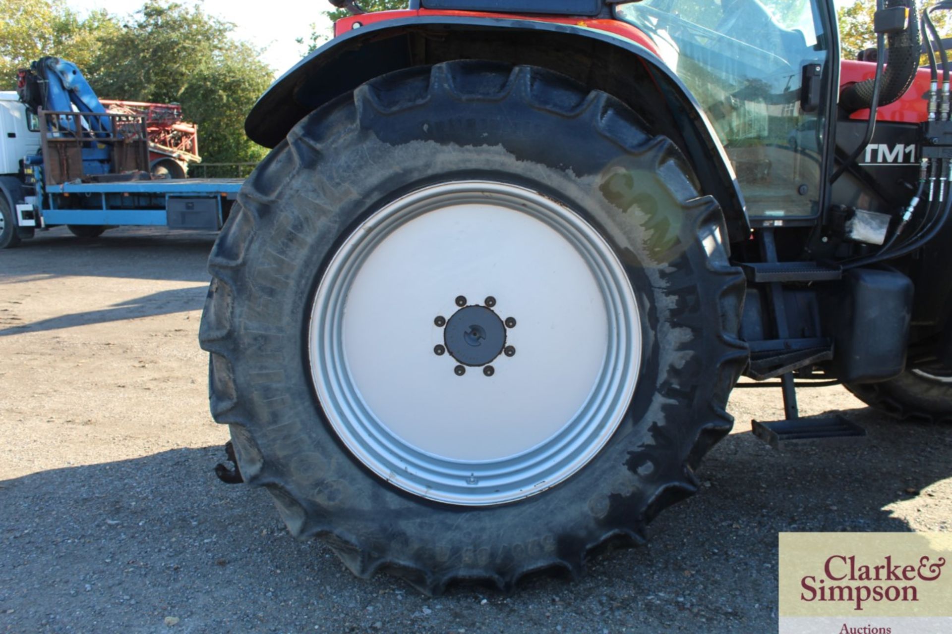New Holland TM150 4WD tractor. 28/10/2000. 11,839 hours. 520/85R42 rear wheels and tyres @ 60%. - Image 32 of 58