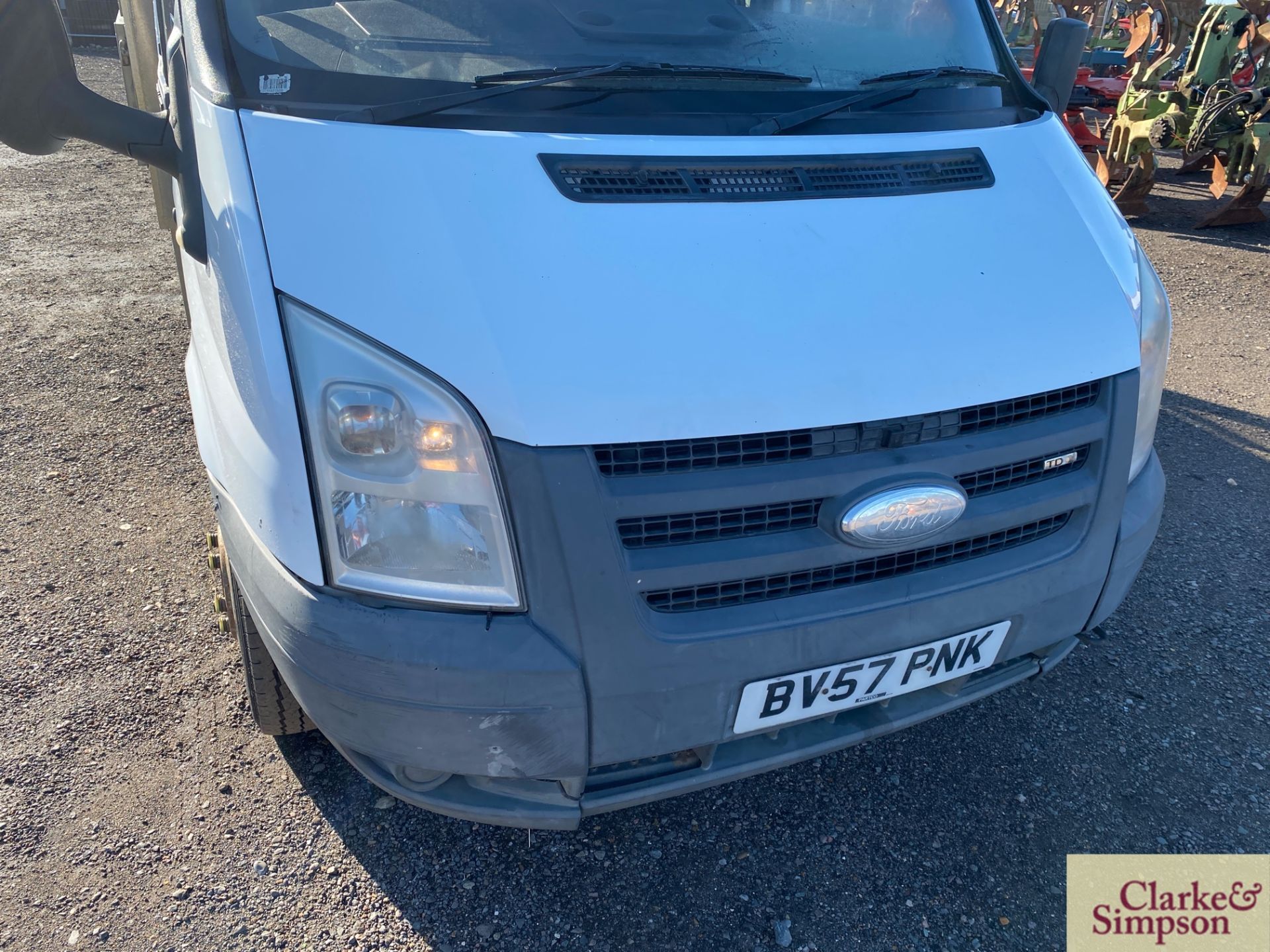 Ford Transit drop side tipper. Registration BV57 P - Bild 5 aus 29