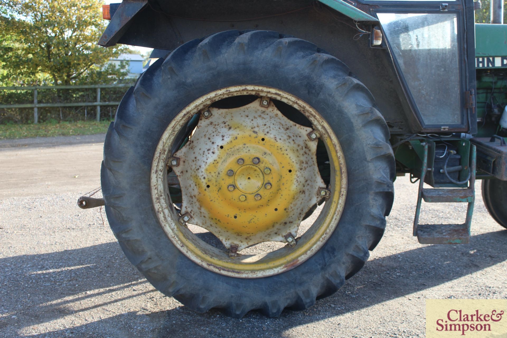 John Deere 1640 2WD tractor. Registration ETH 628V. 1980. 5,328 hours. 13.6R36 rear wheels and - Image 27 of 42