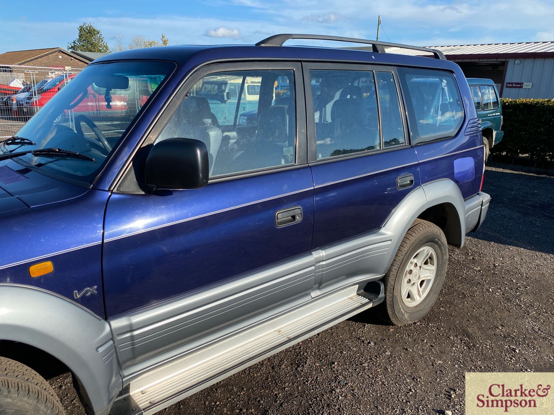 Toyota Landcruiser Colorado Prado VX 3.0L diesel automatic. Registration R744 NDM. Date of first - Image 8 of 28