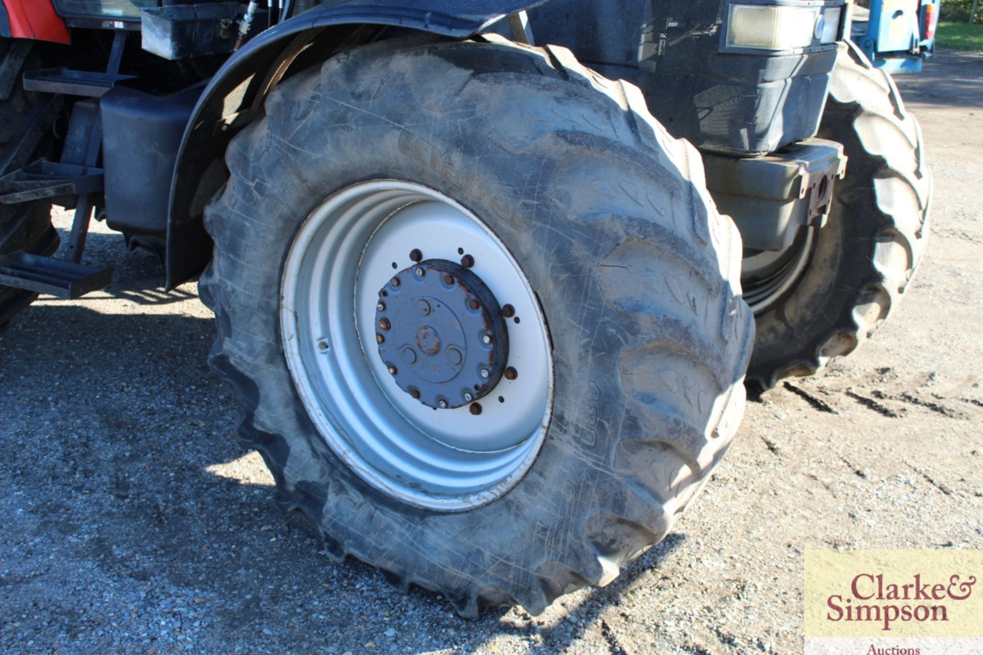 New Holland TM150 4WD tractor. 28/10/2000. 11,839 hours. 520/85R42 rear wheels and tyres @ 60%. - Image 35 of 58