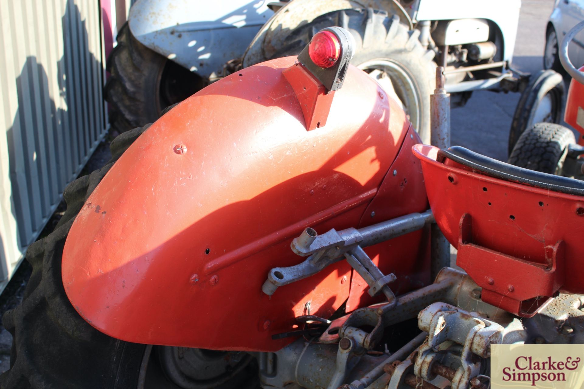 Massey Ferguson 35 23C 4cyl diesel 2WD tractor. Serial number SDM135235.1959. With dual clutch, pick - Image 7 of 23