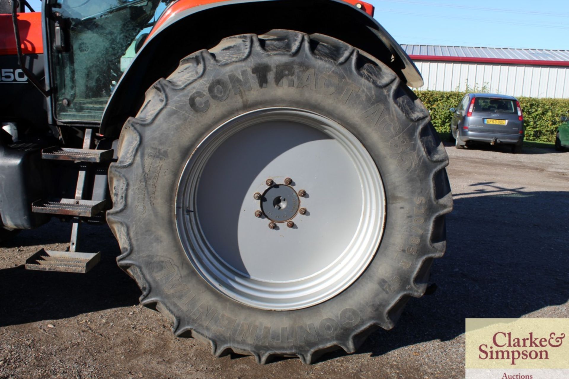 New Holland TM150 4WD tractor. 28/10/2000. 11,839 hours. 520/85R42 rear wheels and tyres @ 60%. - Image 20 of 58