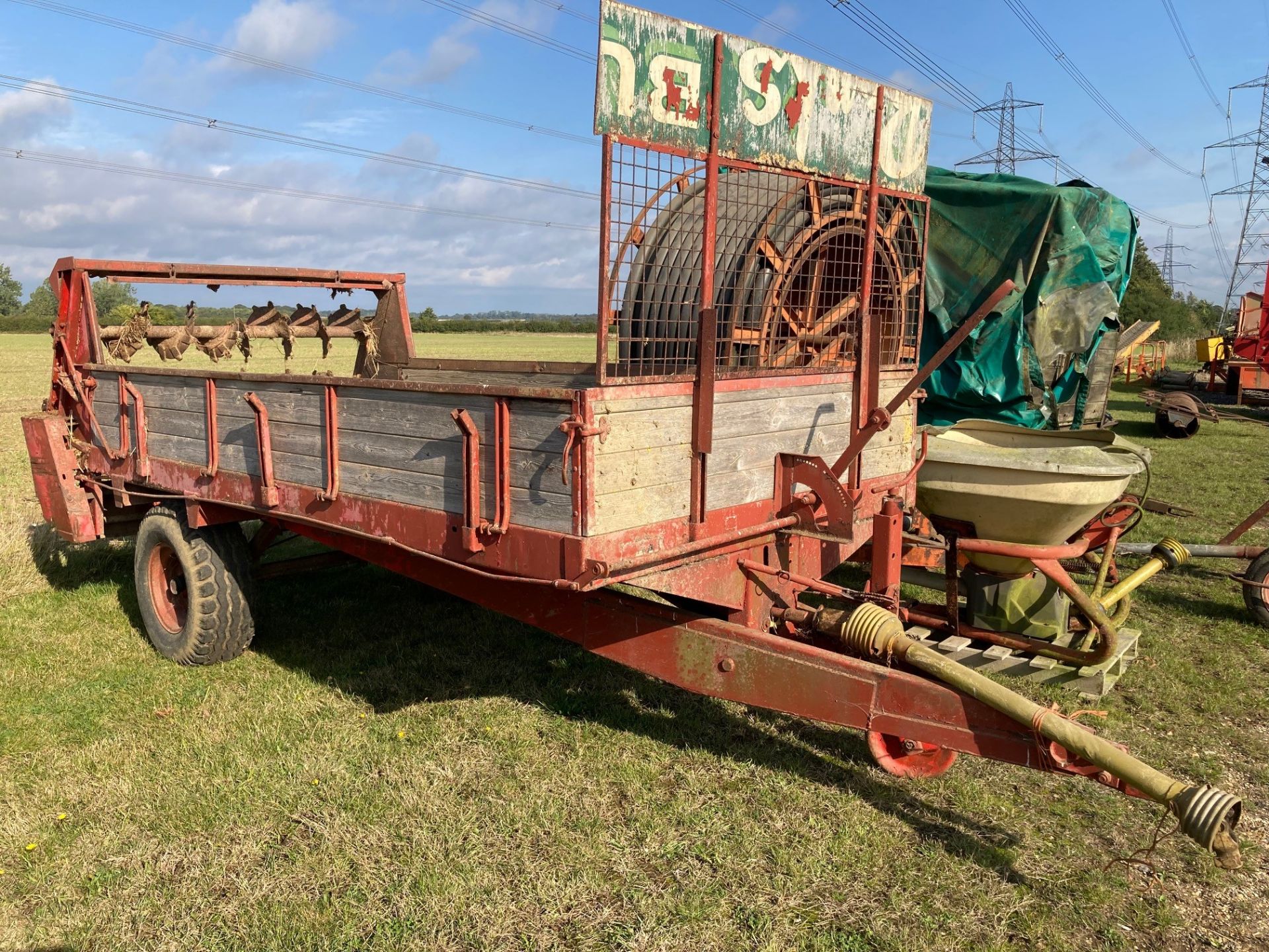 Krone twin horizontal beater single axle muck spreader. V - Image 11 of 11