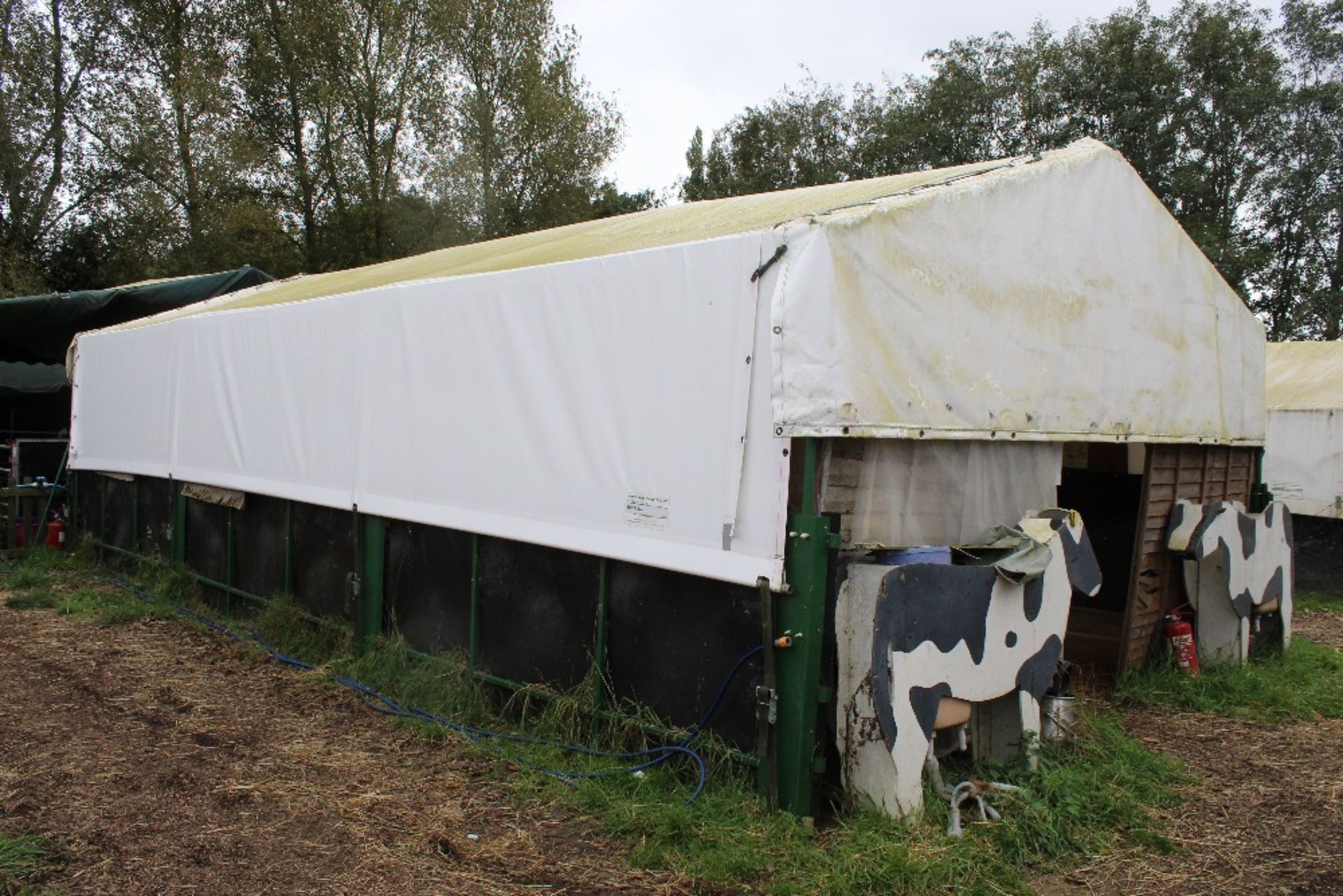 John Harvey Engineering 10m x 5m pig tent. 2.4m to