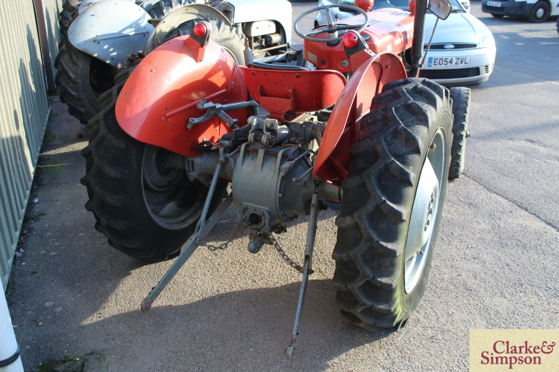Massey Ferguson 35 23C 4cyl diesel 2WD tractor. Serial number SDM135235.1959. With dual clutch, pick - Image 3 of 23