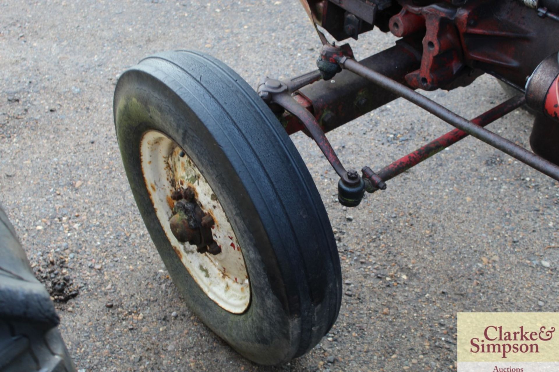 International 434 2WD tractor. Registration YJL 106L. Date of first registration 01/1973. - Image 8 of 21