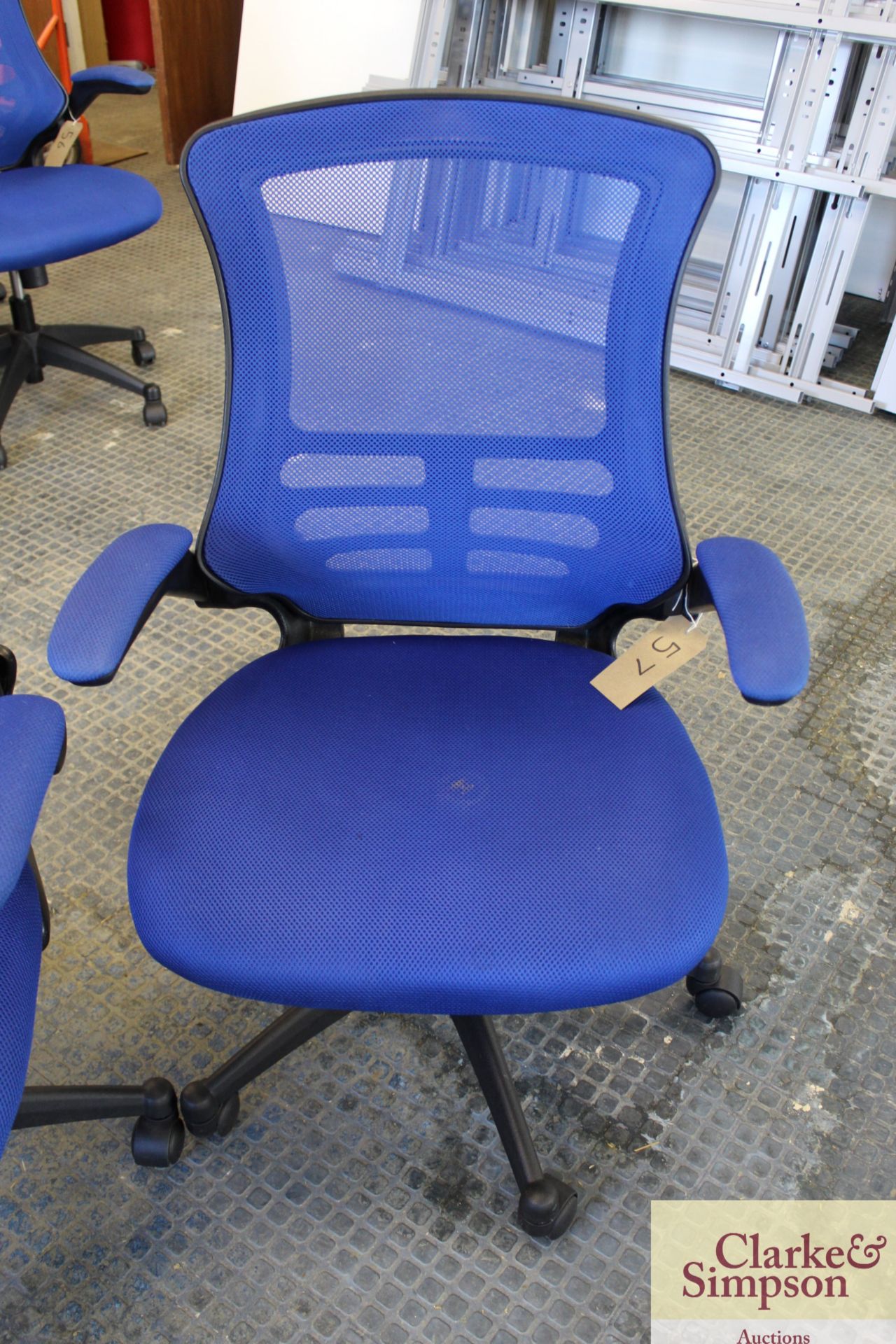 2x blue office chairs. - Image 3 of 3