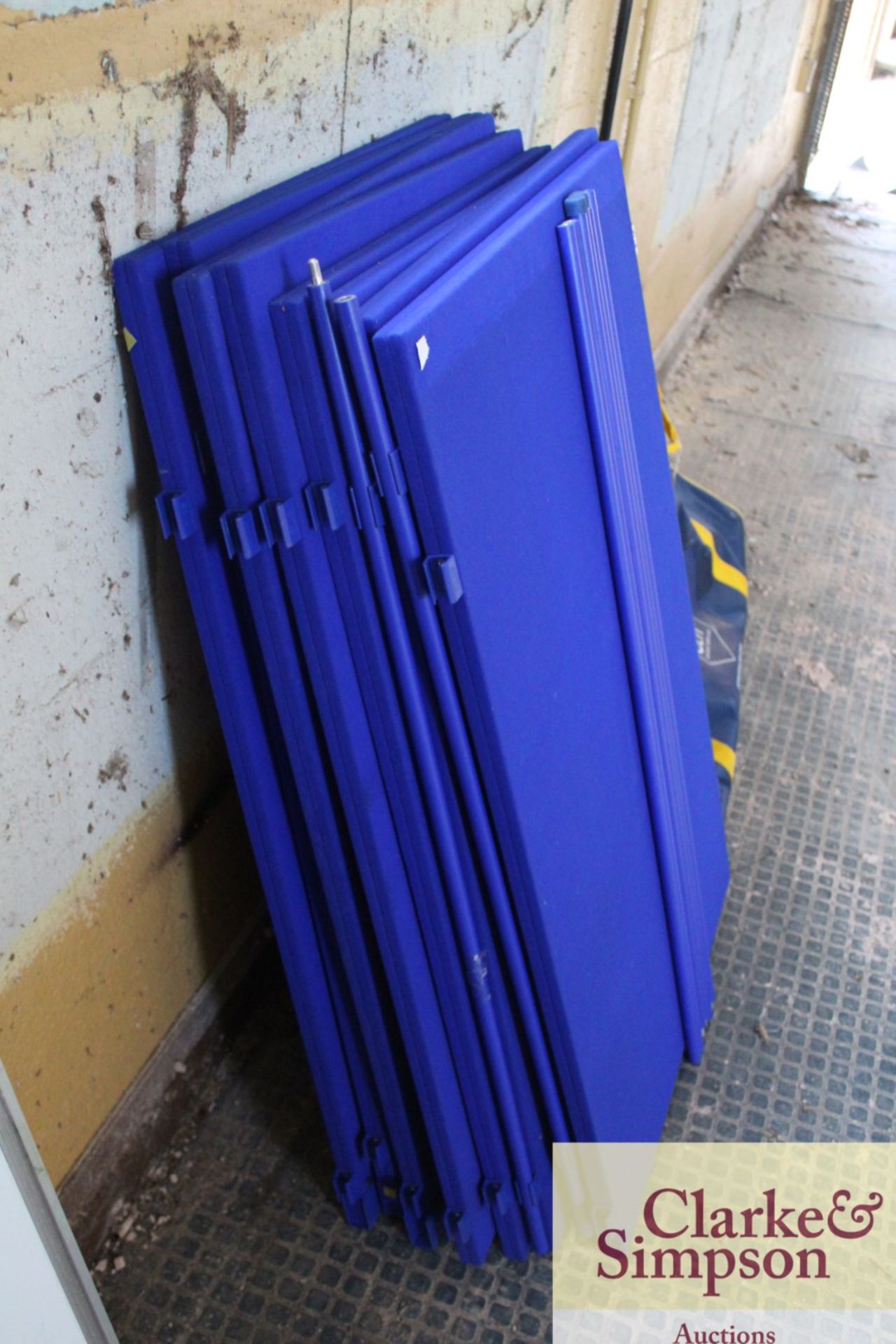 Sectional display board in carry case. 8x boards measuring 63cm x 100cm (approx), with 8x poles. - Image 3 of 3