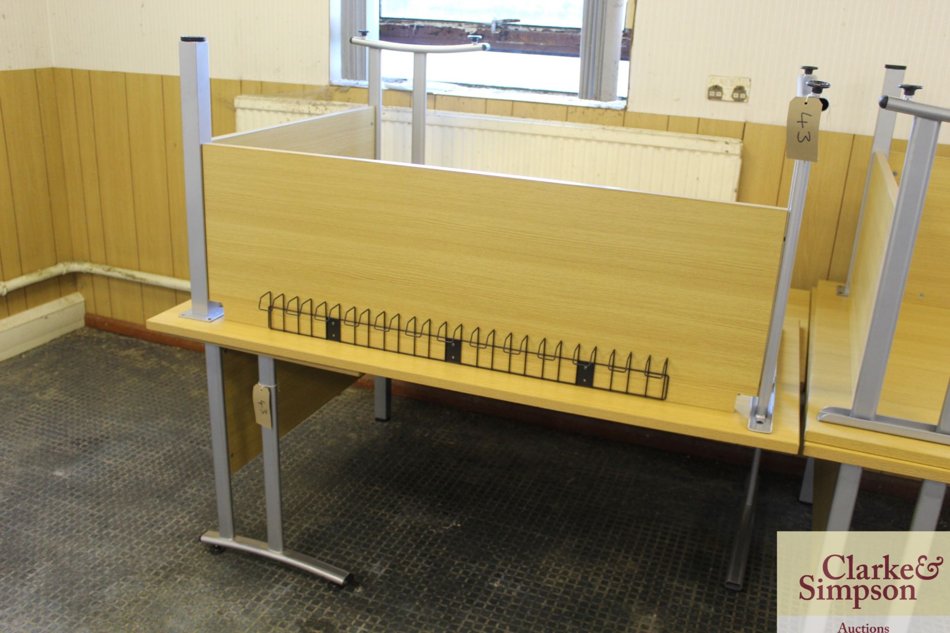 2x left hand ergonomic cantilever L shaped office - Image 5 of 5