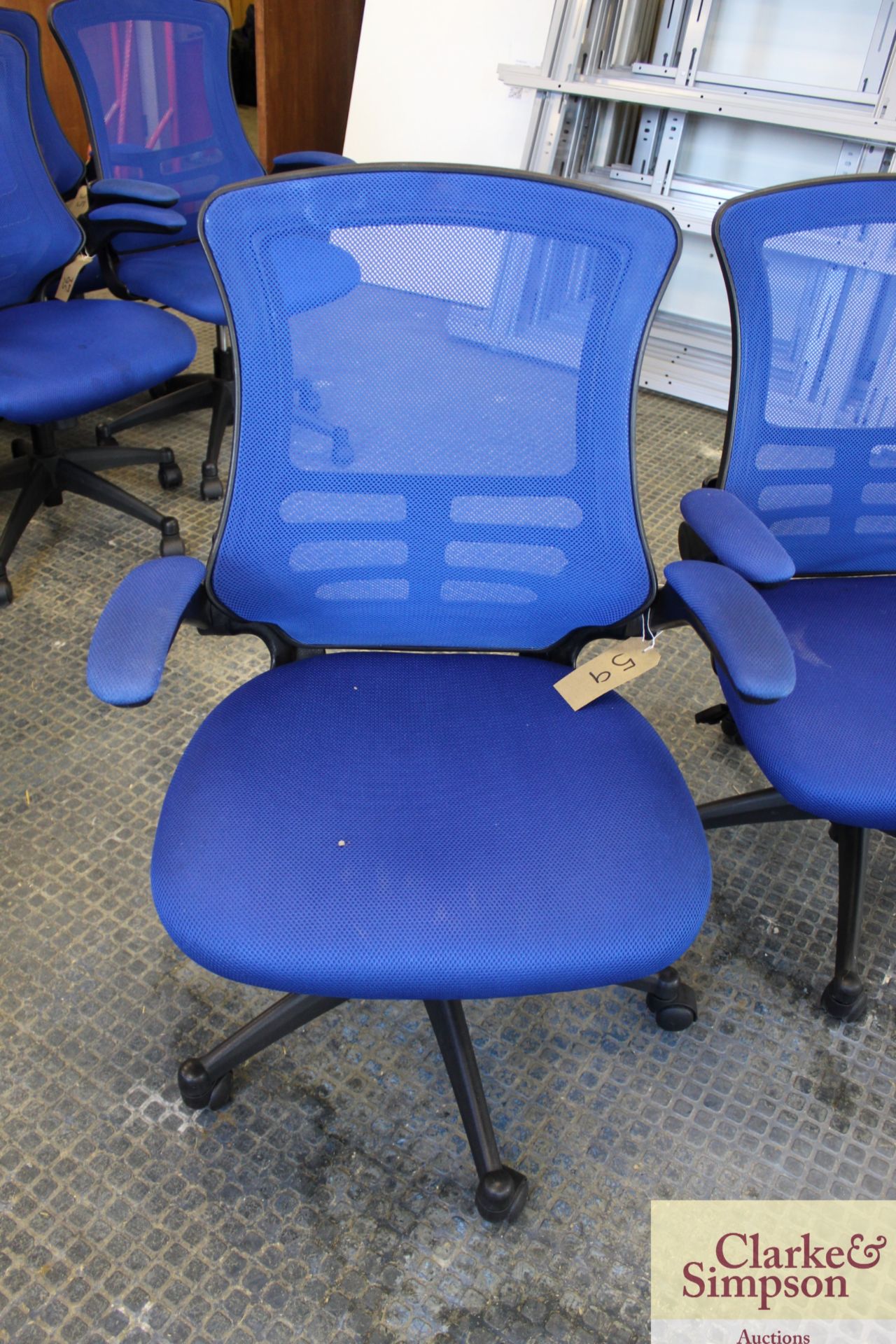 2x blue office chairs. - Image 2 of 3