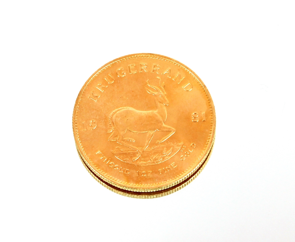 A South African gold 1oz Krugerrand, dated 1981