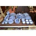 A quantity of Copeland Spode Italian patterned din