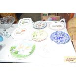 A quantity of decorative side plates, collectors p