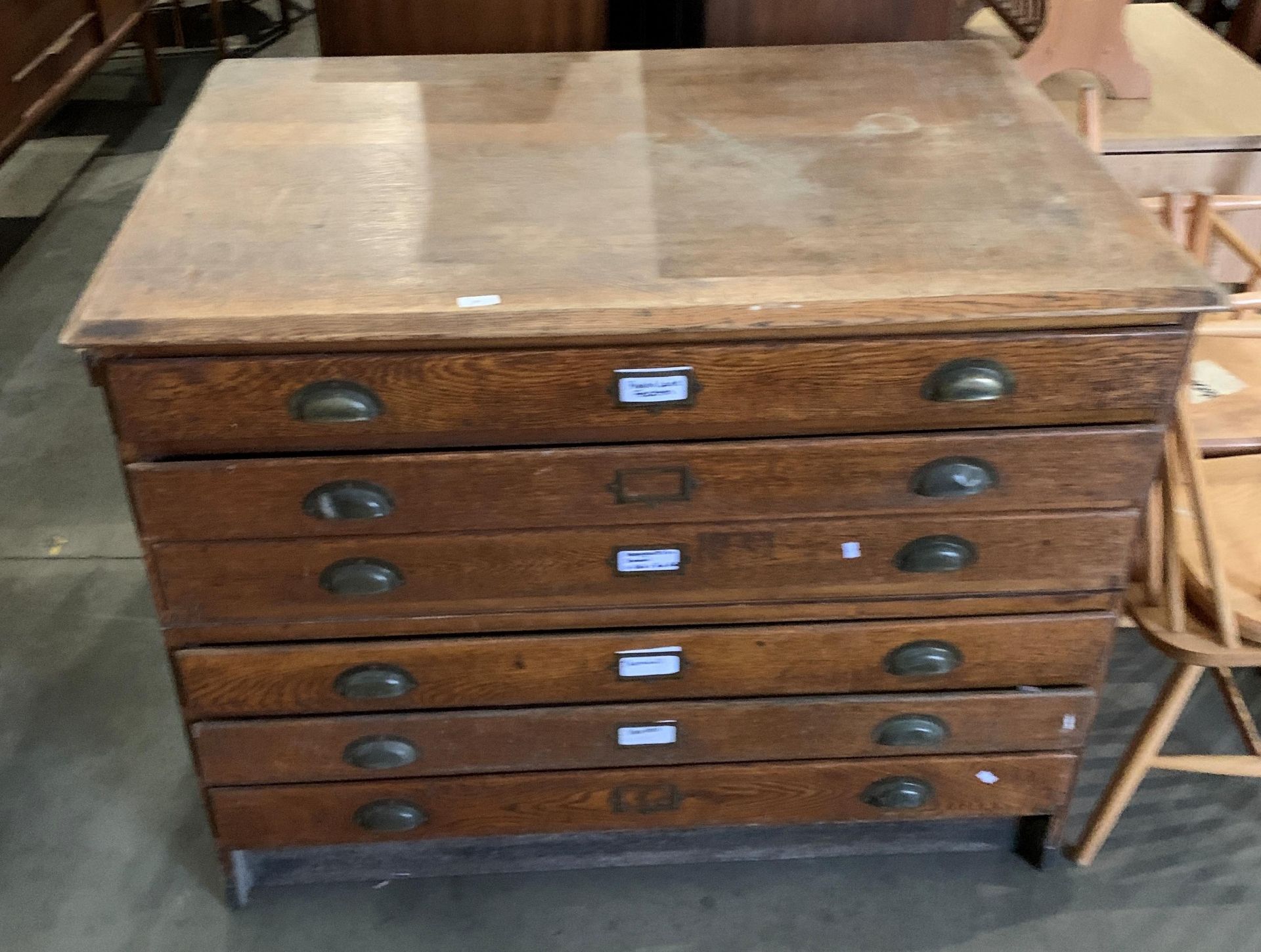 An oak six drawer plan chest 120 x 88 x 92cm high *** This lot is not subject to VAT as previously - Image 2 of 3