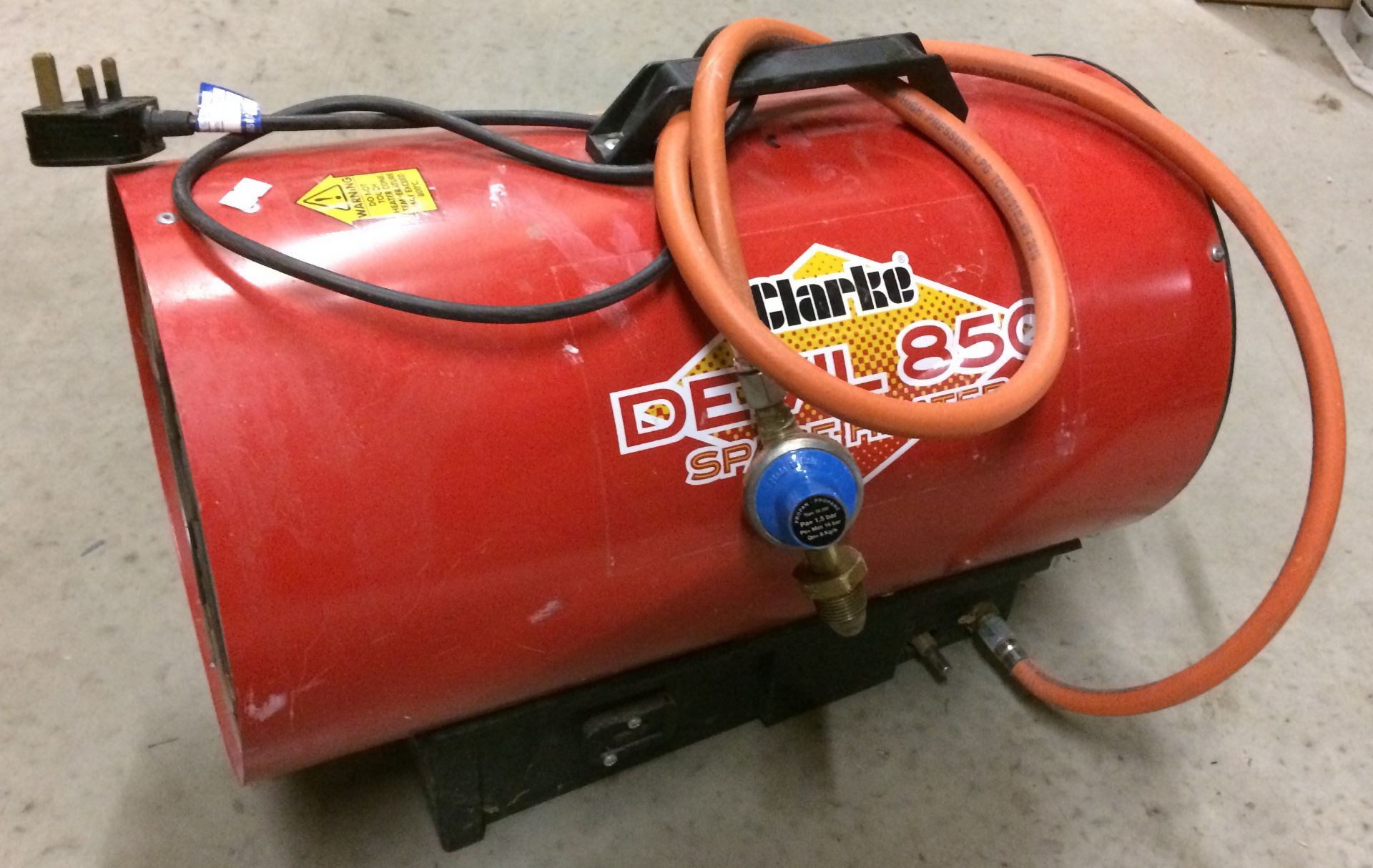 Clarke Devil 850 propane space heater 240v